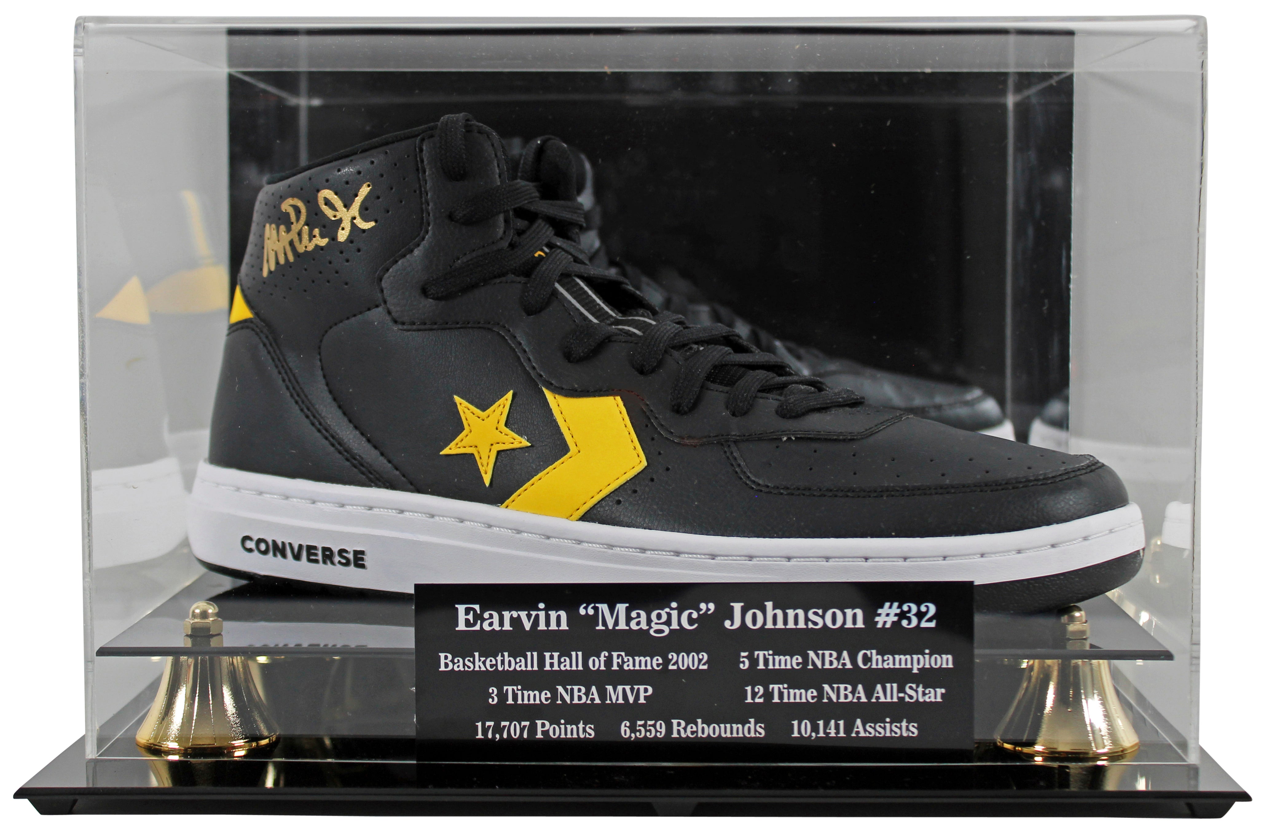 Lakers Magic Johnson Signed Black Converse Weapon Shoe w/ Case BAS Wit #MJ19734