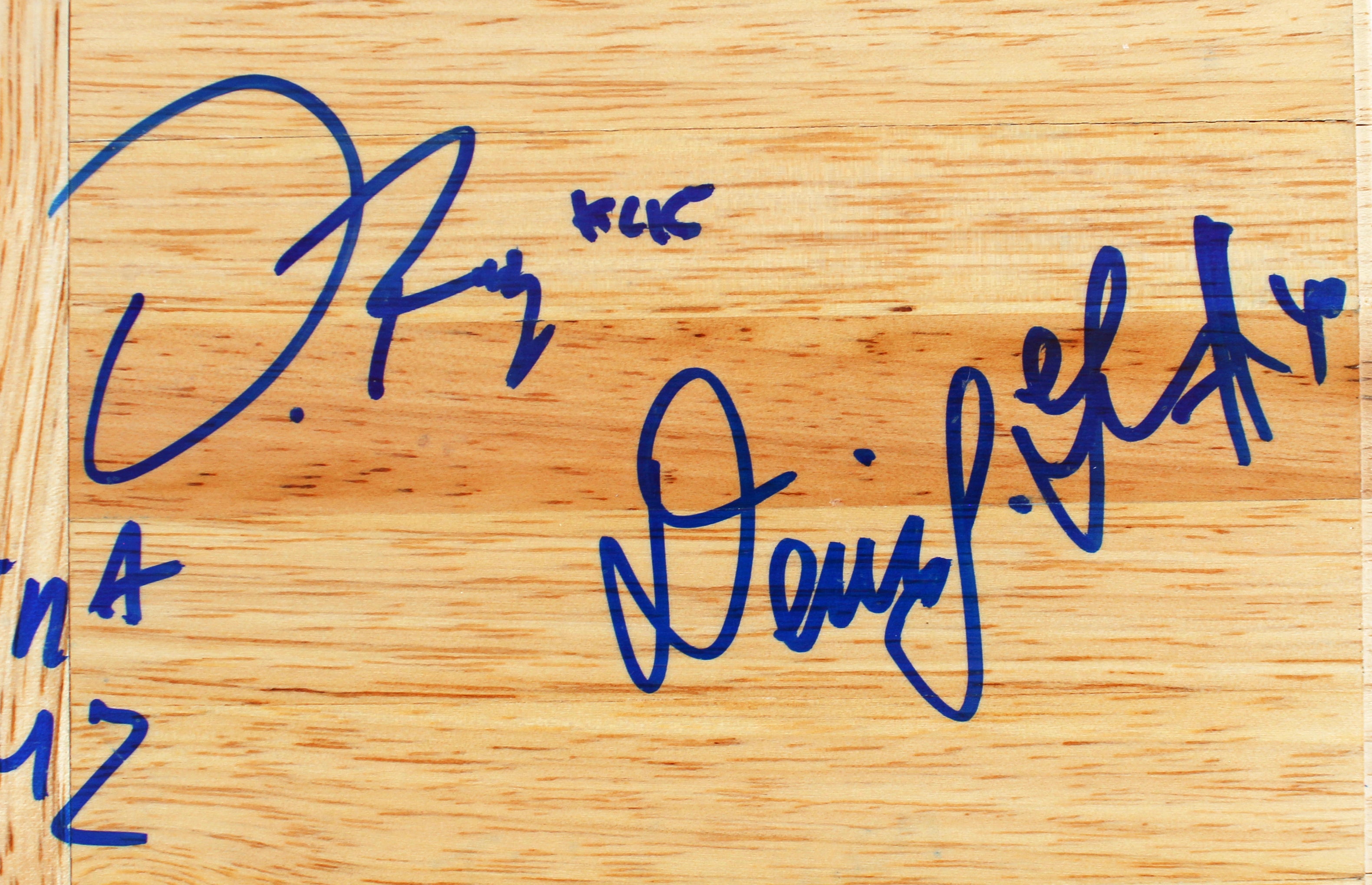 2015-16 Villanova (14) Wright, Bridges +12 Signed 12x12 Floorboard BAS #AB77927