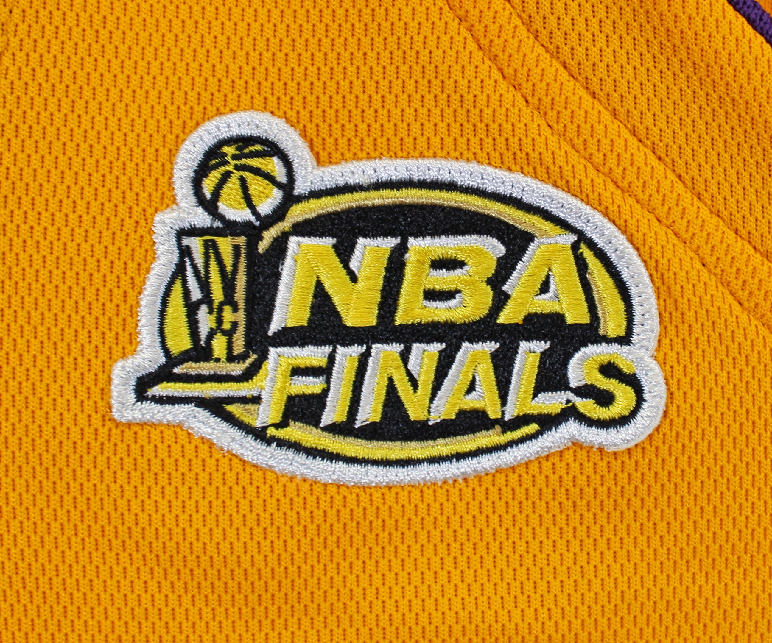 Shaquille O'Neal "Diesel" Signed Yellow M&N 2000-01 HWC Authentic Jersey BAS Wit