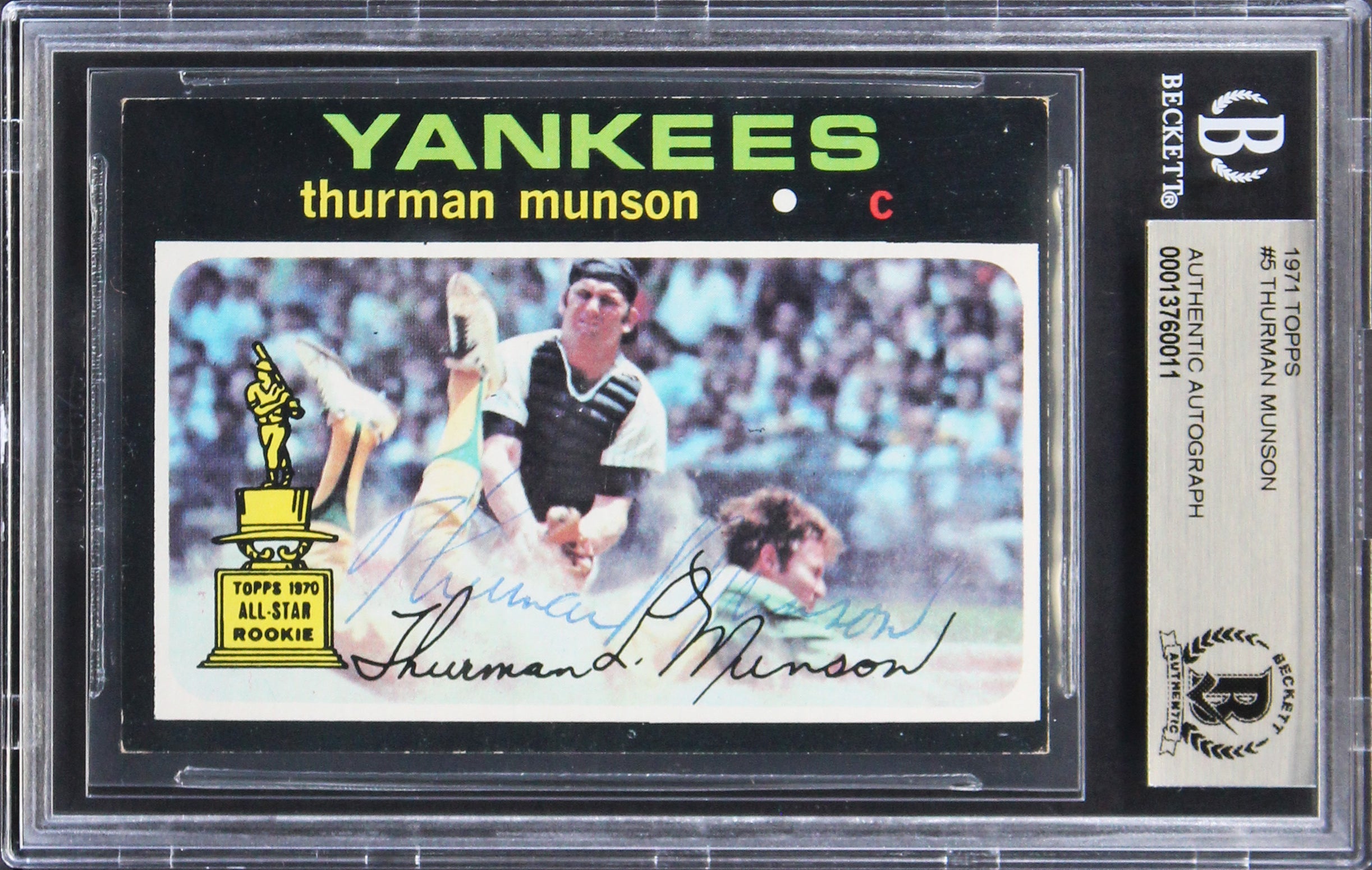 Yankees Thurman Munson Authentic Signed 1971 Topps #5 Rookie Card BAS Slabbed