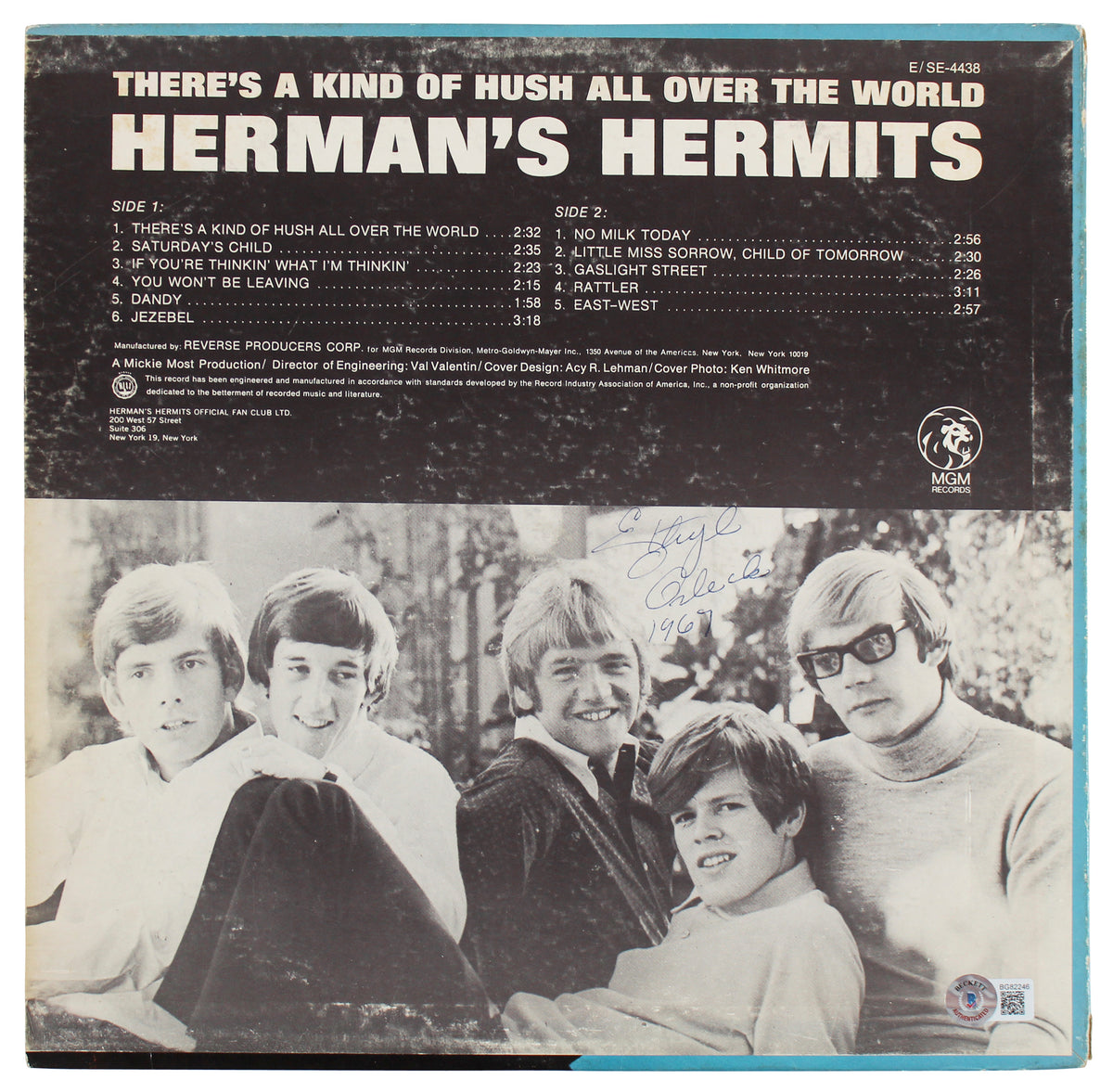 Peter Noone Signed There's A Kind Of Hush All Over The World Album Cover BAS