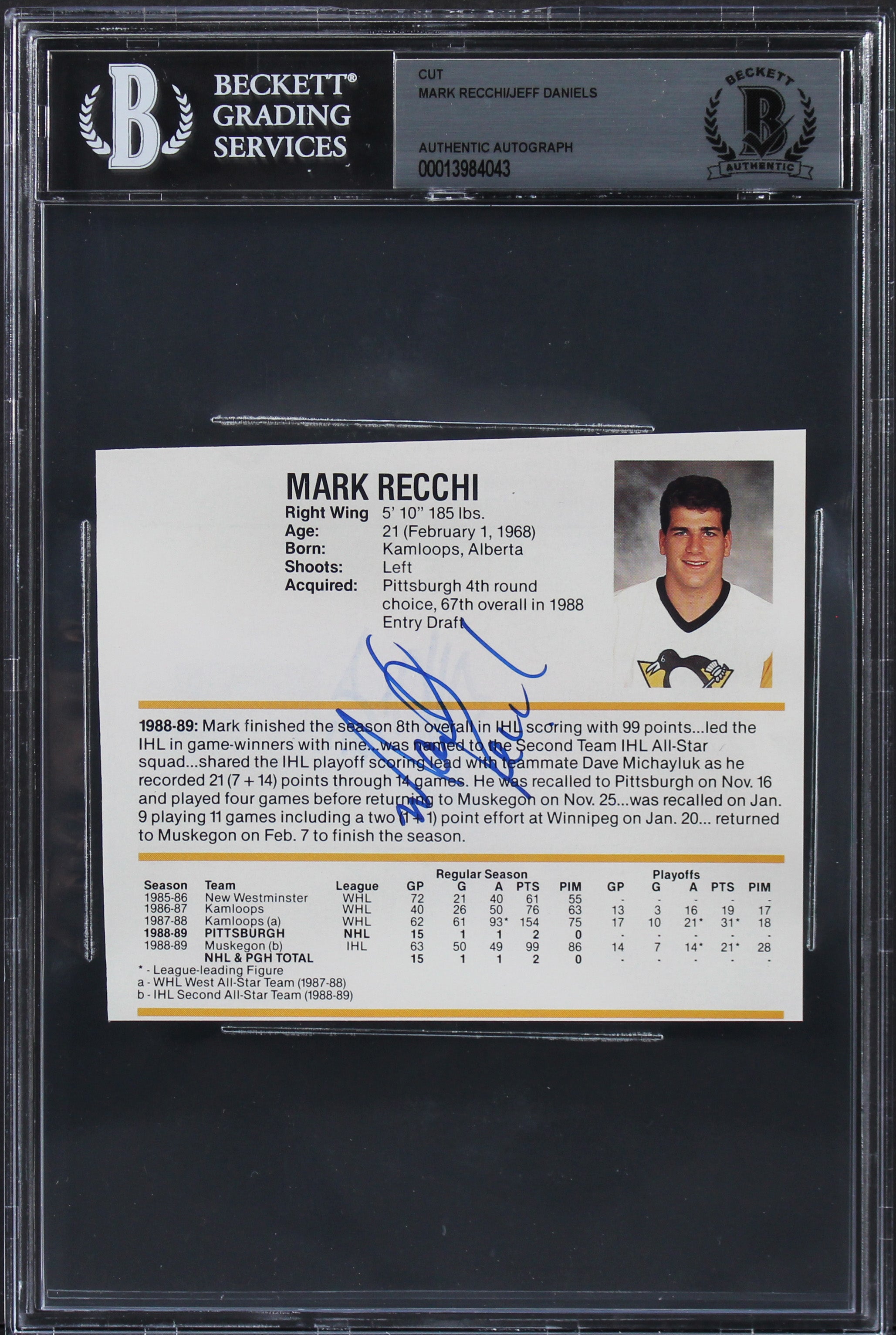 Penguins Mark Recchi & Jeff Daniels Authentic Signed 4.75x4 Cut Sig BAS Slabbed