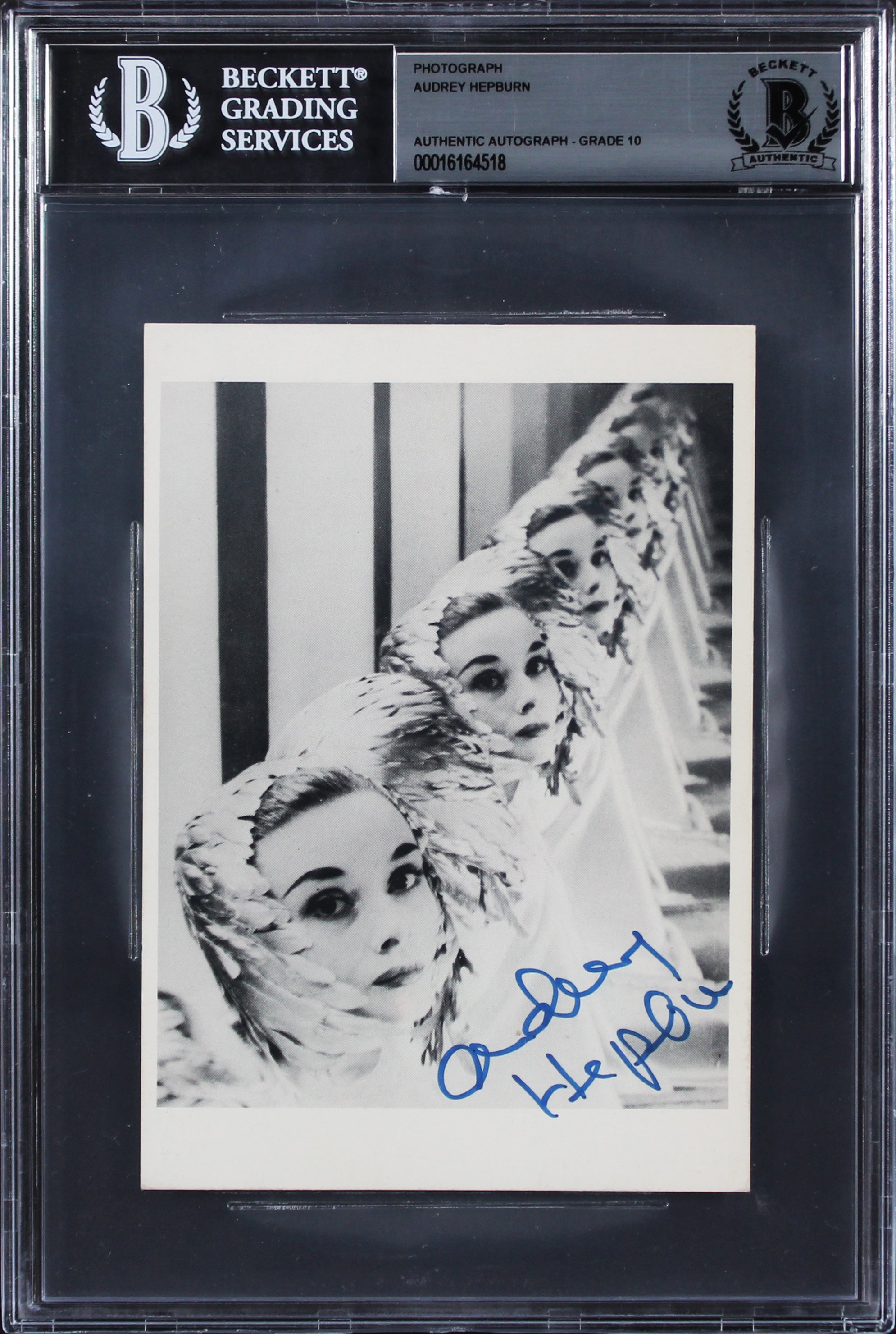 Audrey Hepburn Breakfast At Tiffany's Signed B&W 4.25x6 Postcard Photo BAS Slab