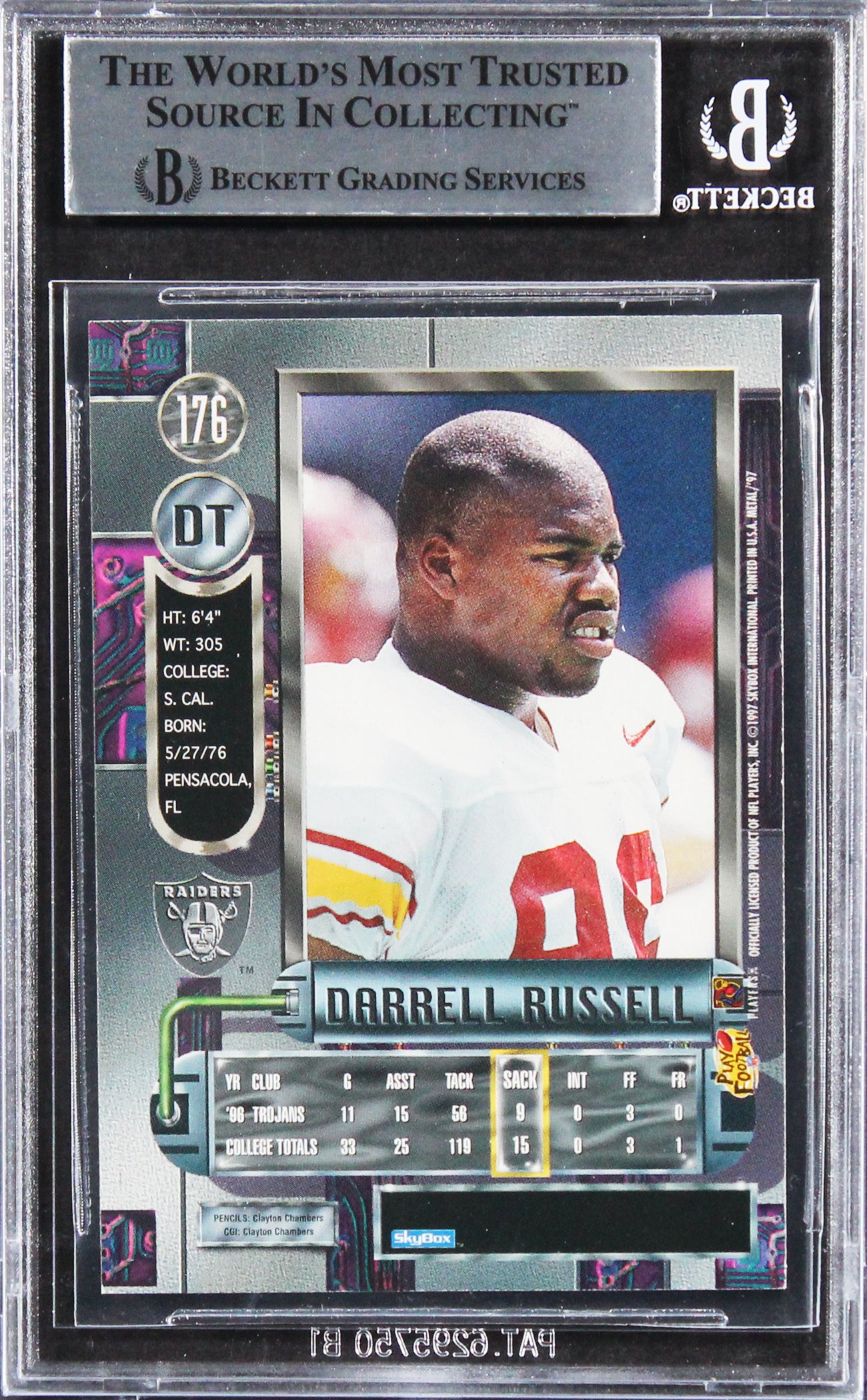 Raiders Darrell Russell Signed 1997 Metal Universe #176 Rookie Card BAS Slabbed