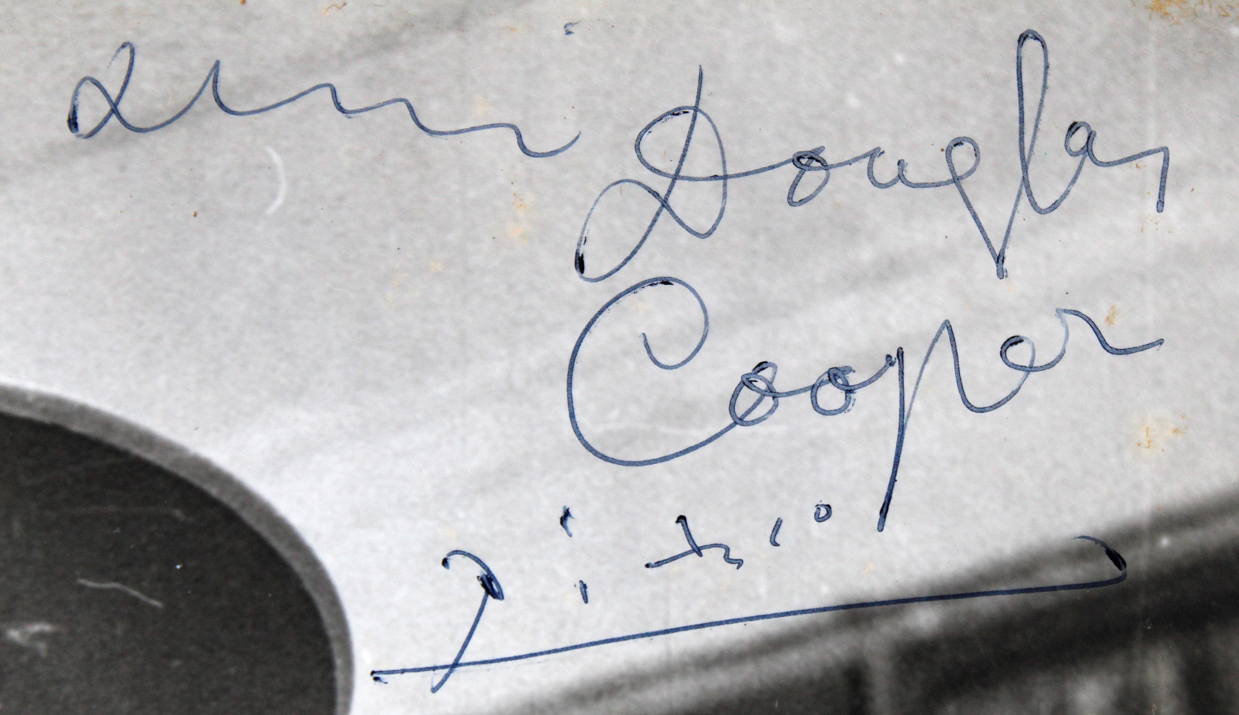 Pablo Picasso Authentic Signed 9x11.5 B&W Photo w/ Bull Sketch BAS #AI00150