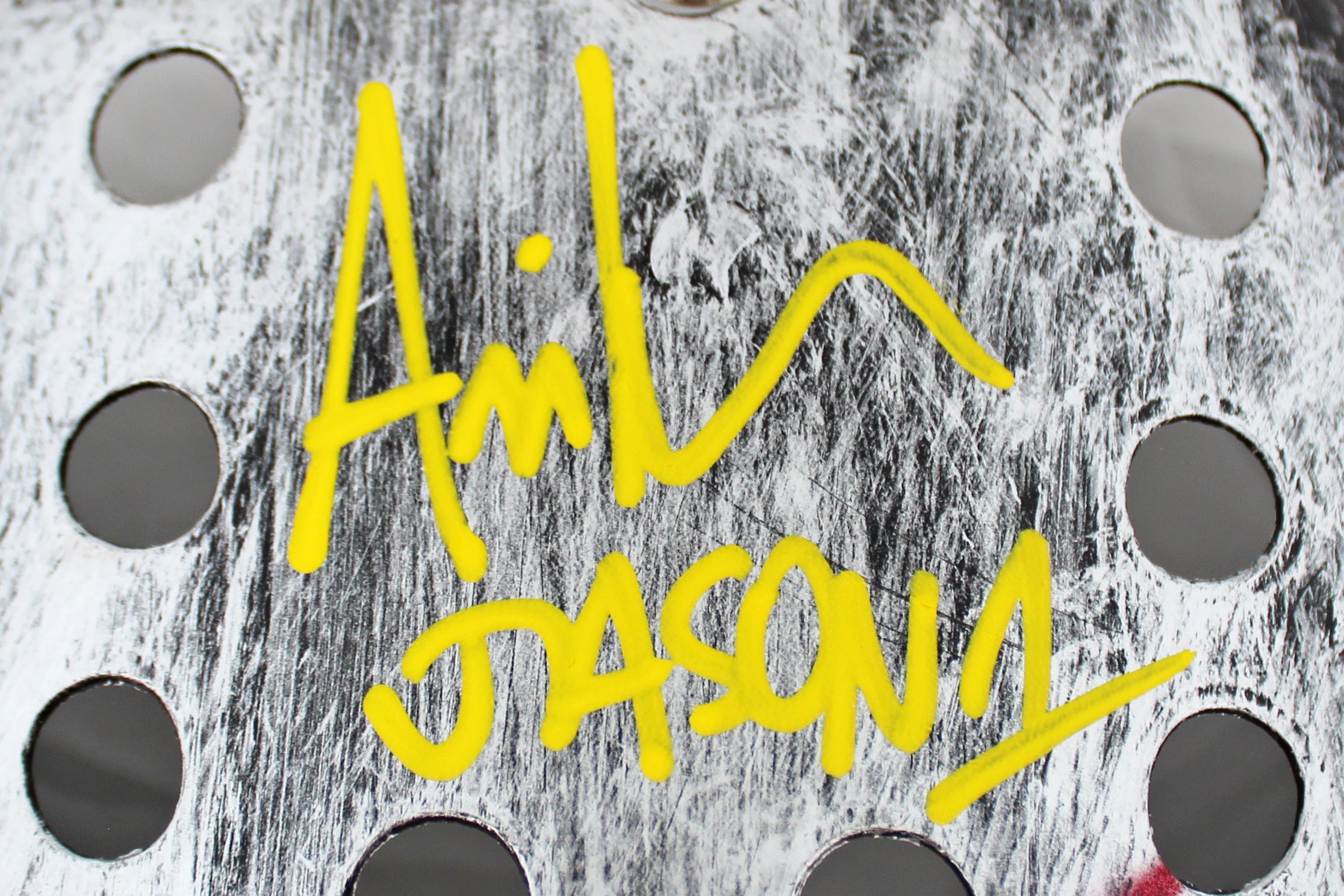 Ari Lehman Friday The 13th "Jason 1" Signed Silver Mask w/ Yellow Sig BAS Wit