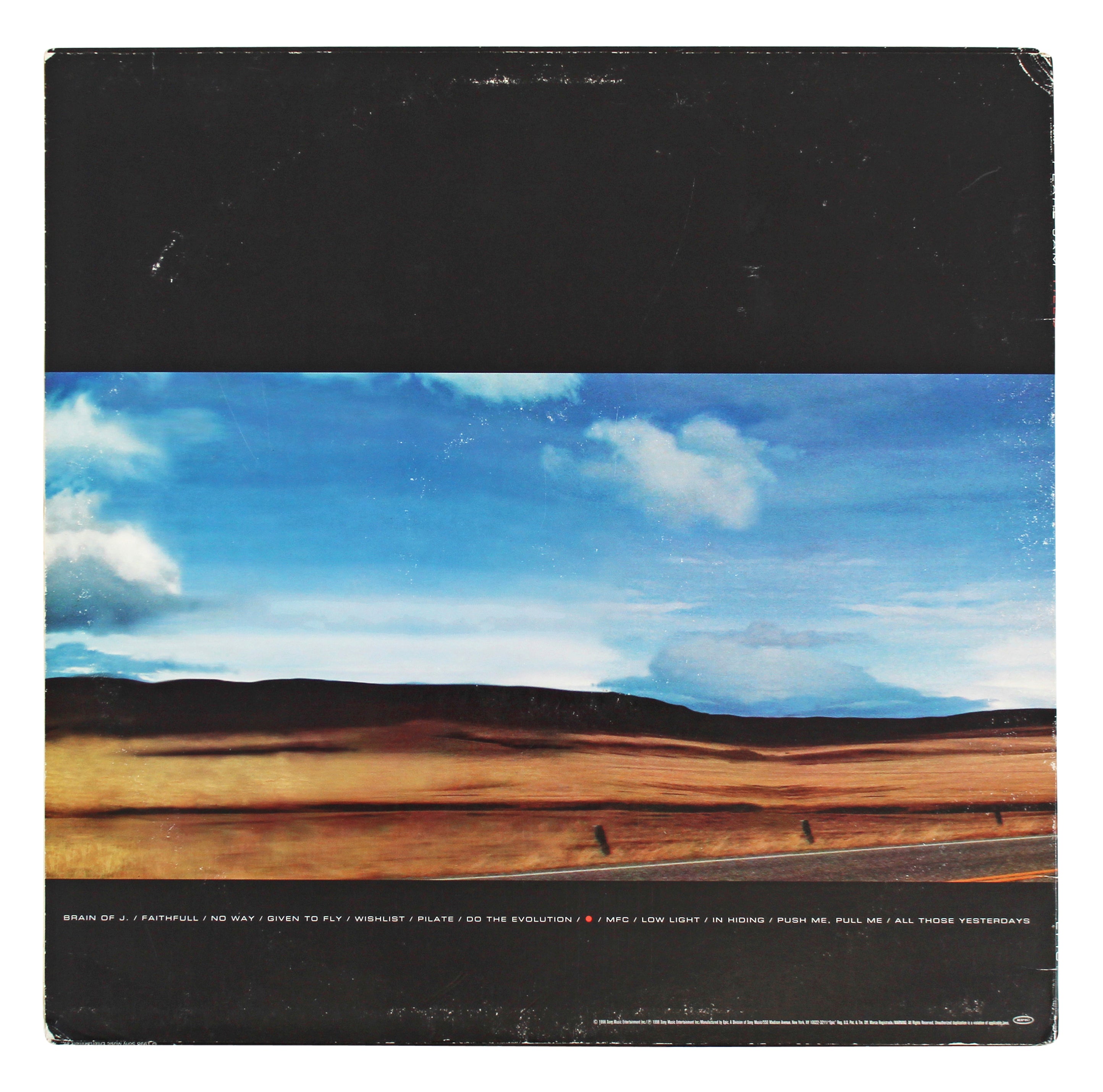 Pearl Jam (5) Vedder, Ament, McCready, Gossard +1 Signed Yield Album Cover PSA