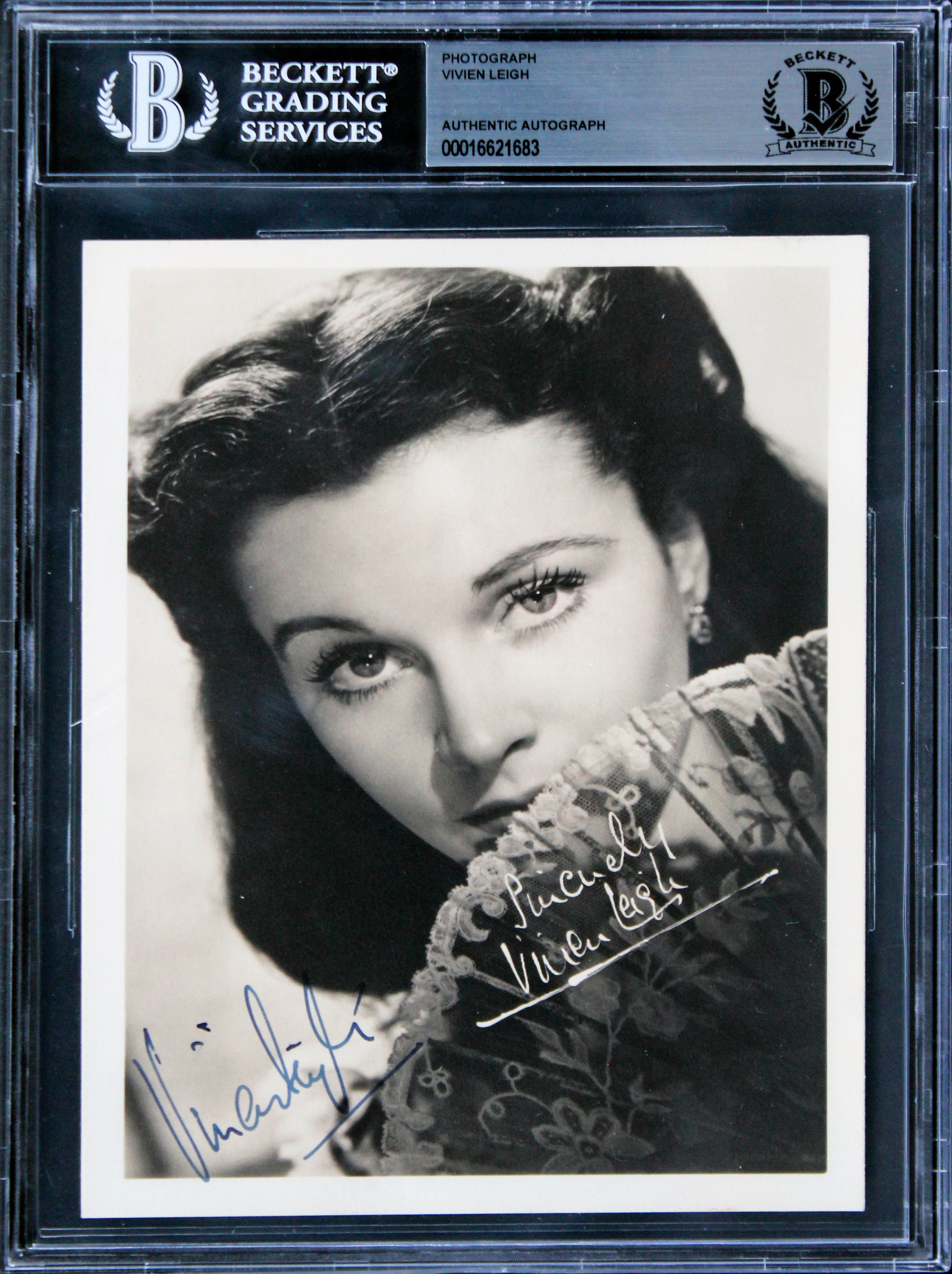 Vivien Leigh Gone with the Wind Signed Black & White 5x7 Photo BAS Slabbed