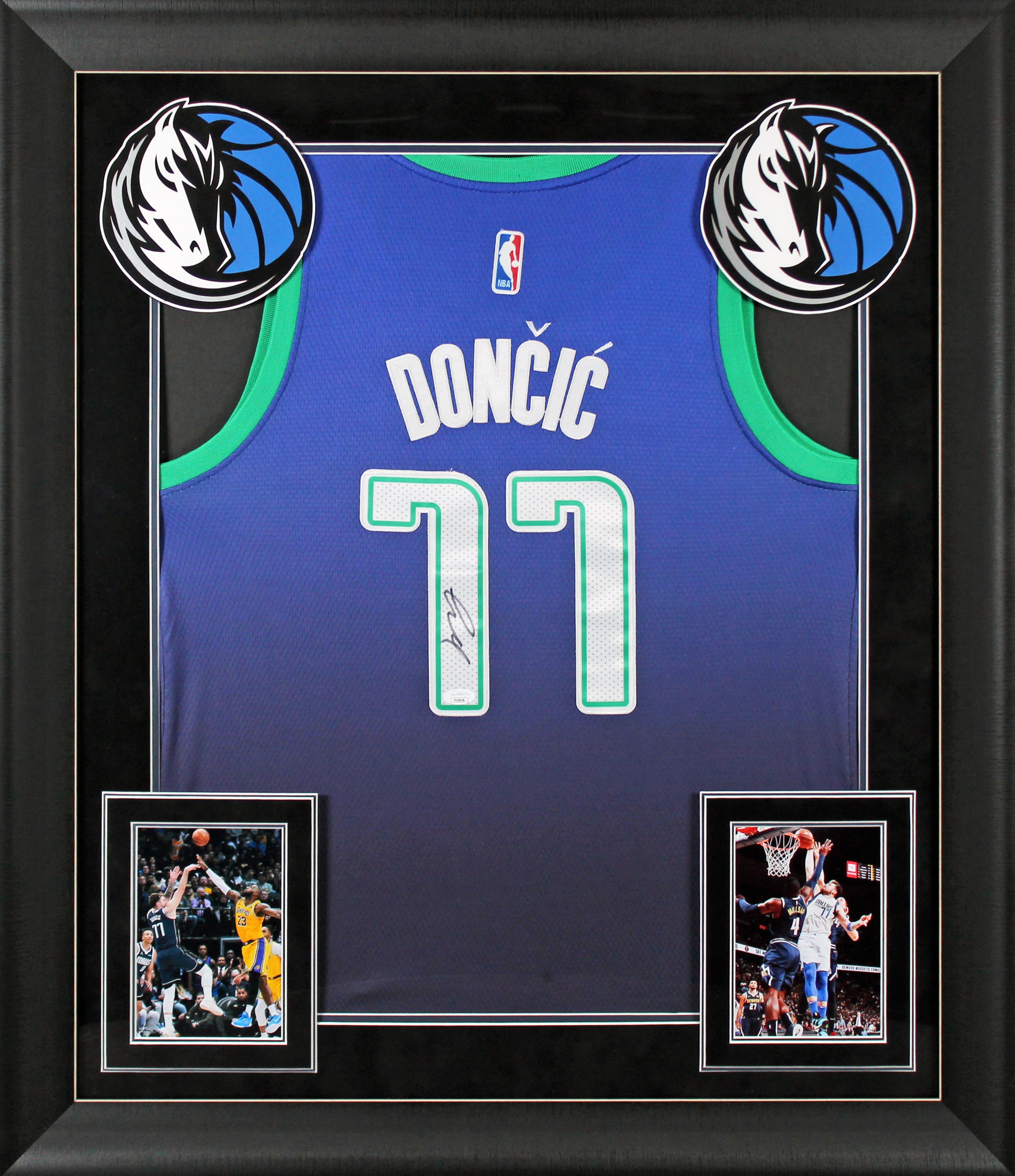 Mavericks Luka Doncic Signed Blue Nike Swingman Framed Jersey JSA #YY40928