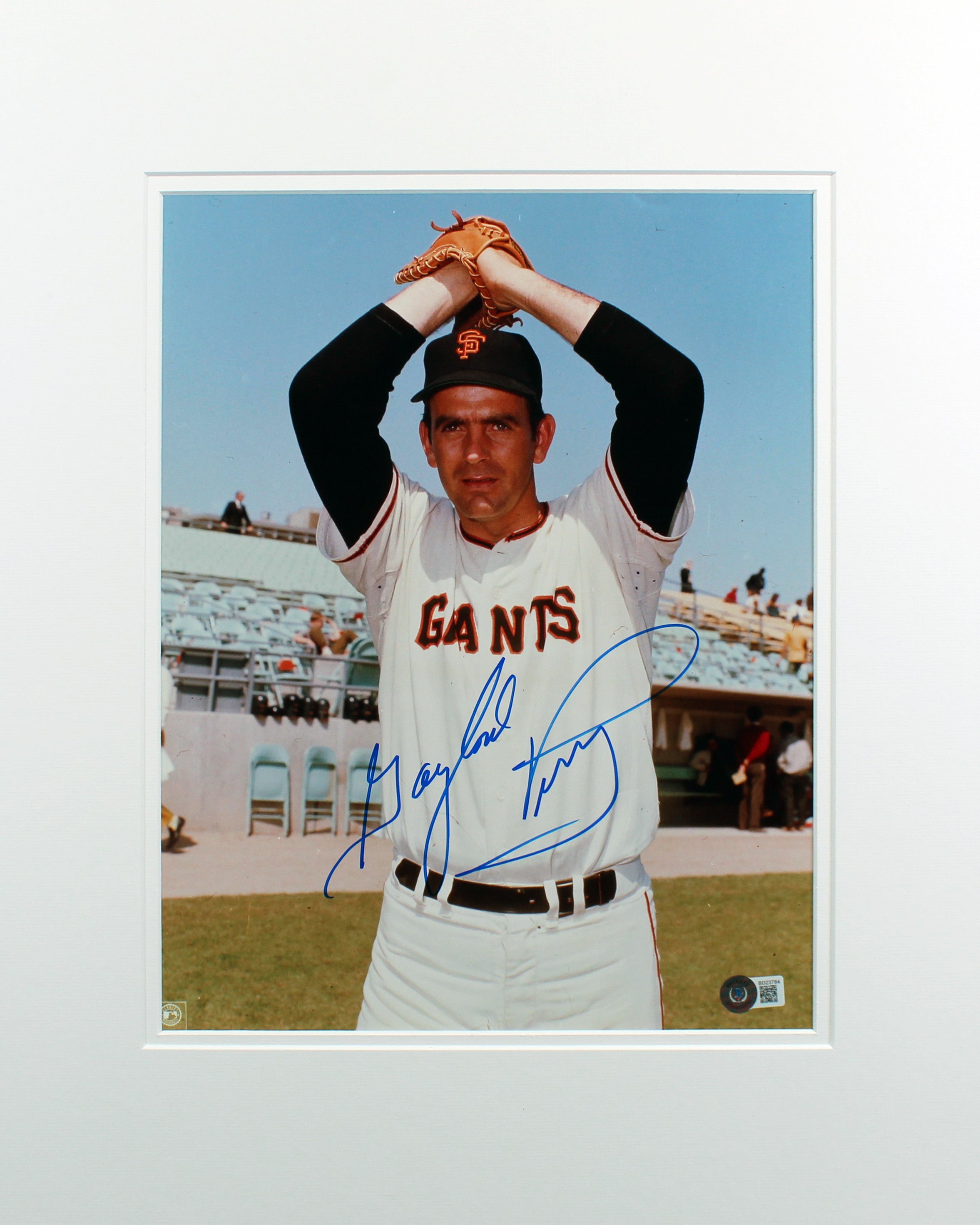 Giants Gaylord Perry Authentic Signed 11x14 Matted Photo Autographed BAS