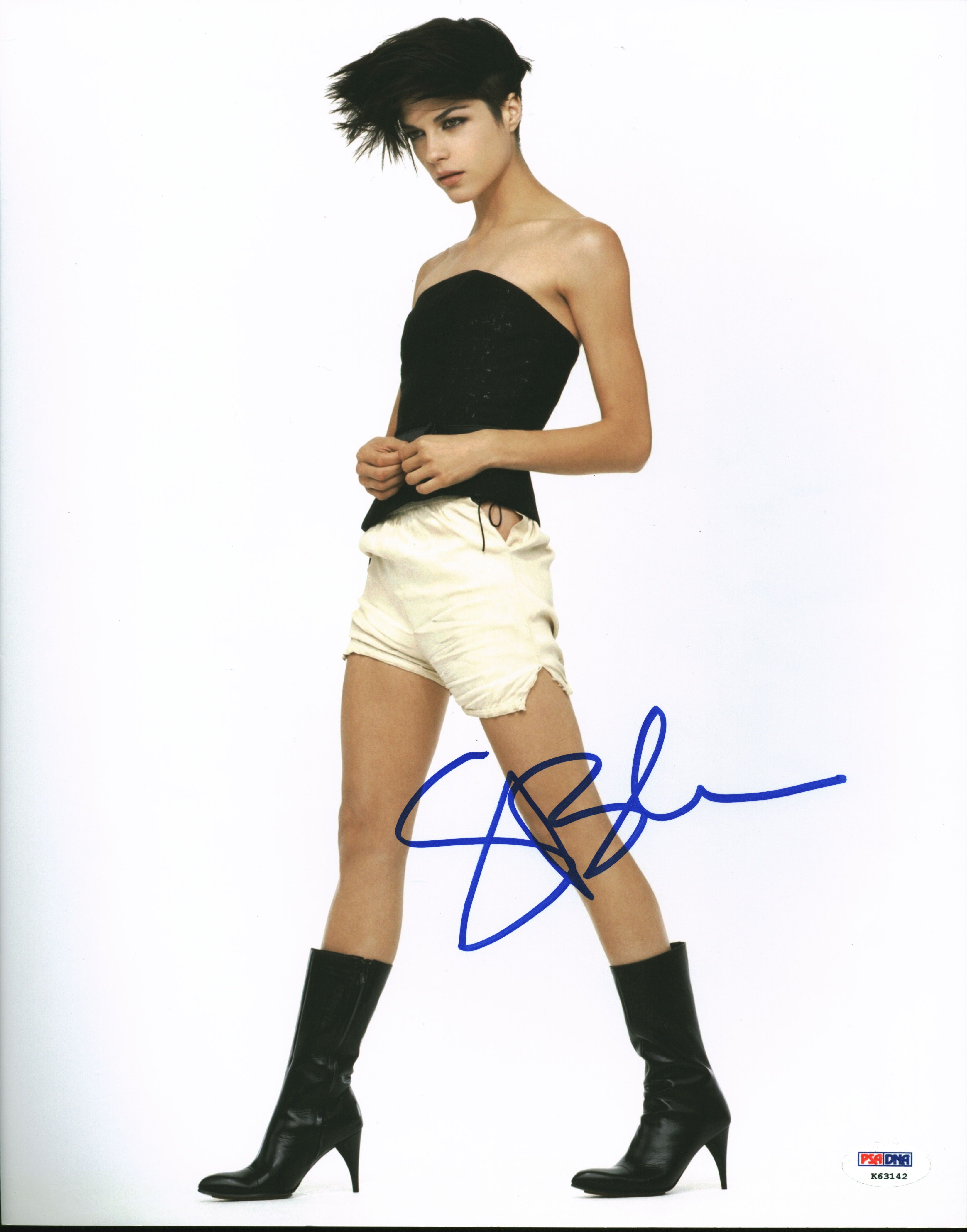 Selma Blair Cruel Intentions Authentic Signed 11x14 Photo PSA/DNA #K63142
