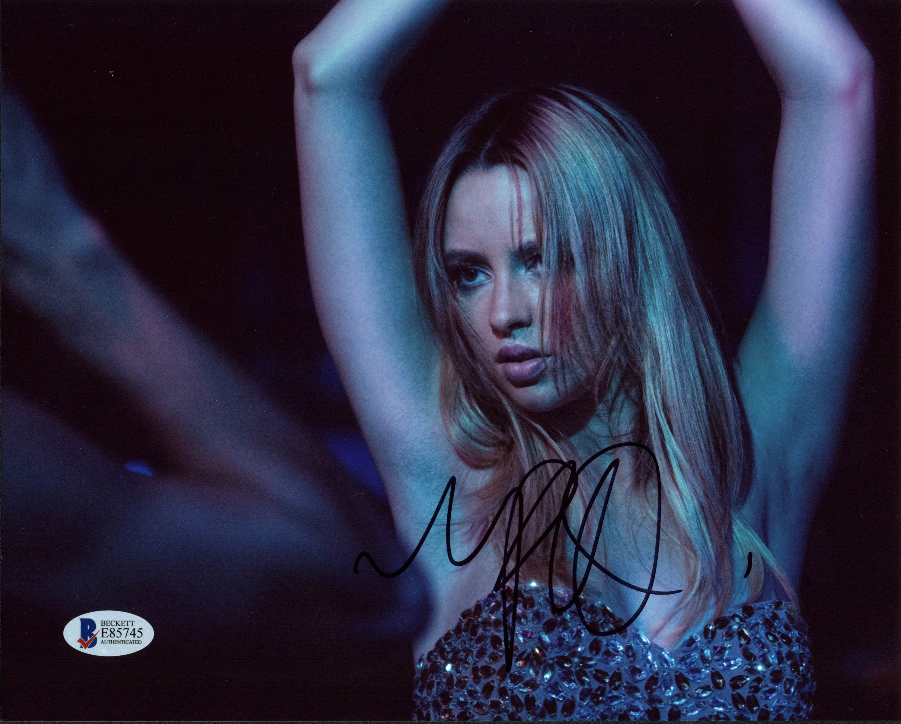 Natasha Bassett Britney Ever After Authentic Signed 8x10 Photo BAS #E85745