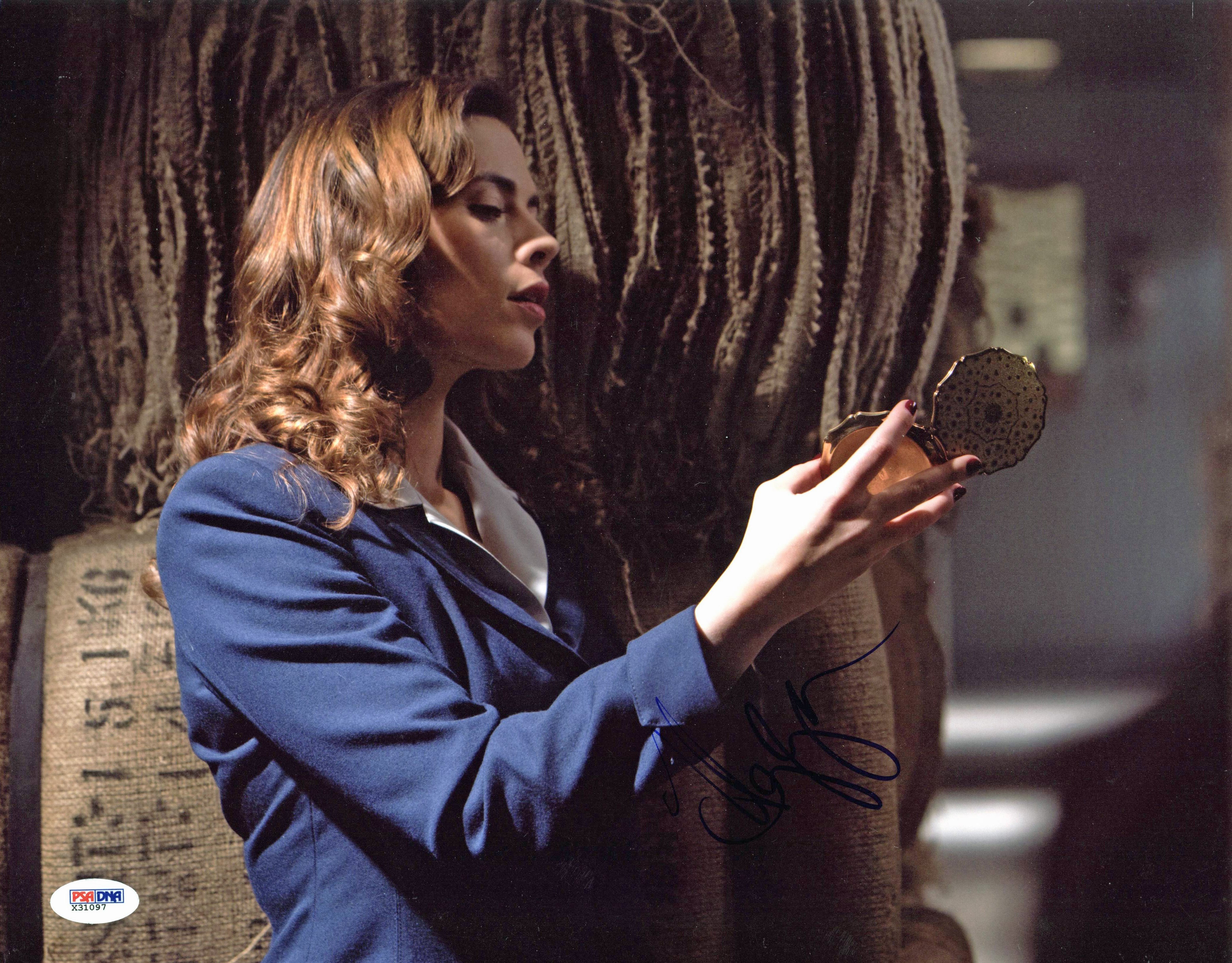 Hayley Atwell Agent Carter Signed Authentic 11X14 Photo PSA/DNA #X31097