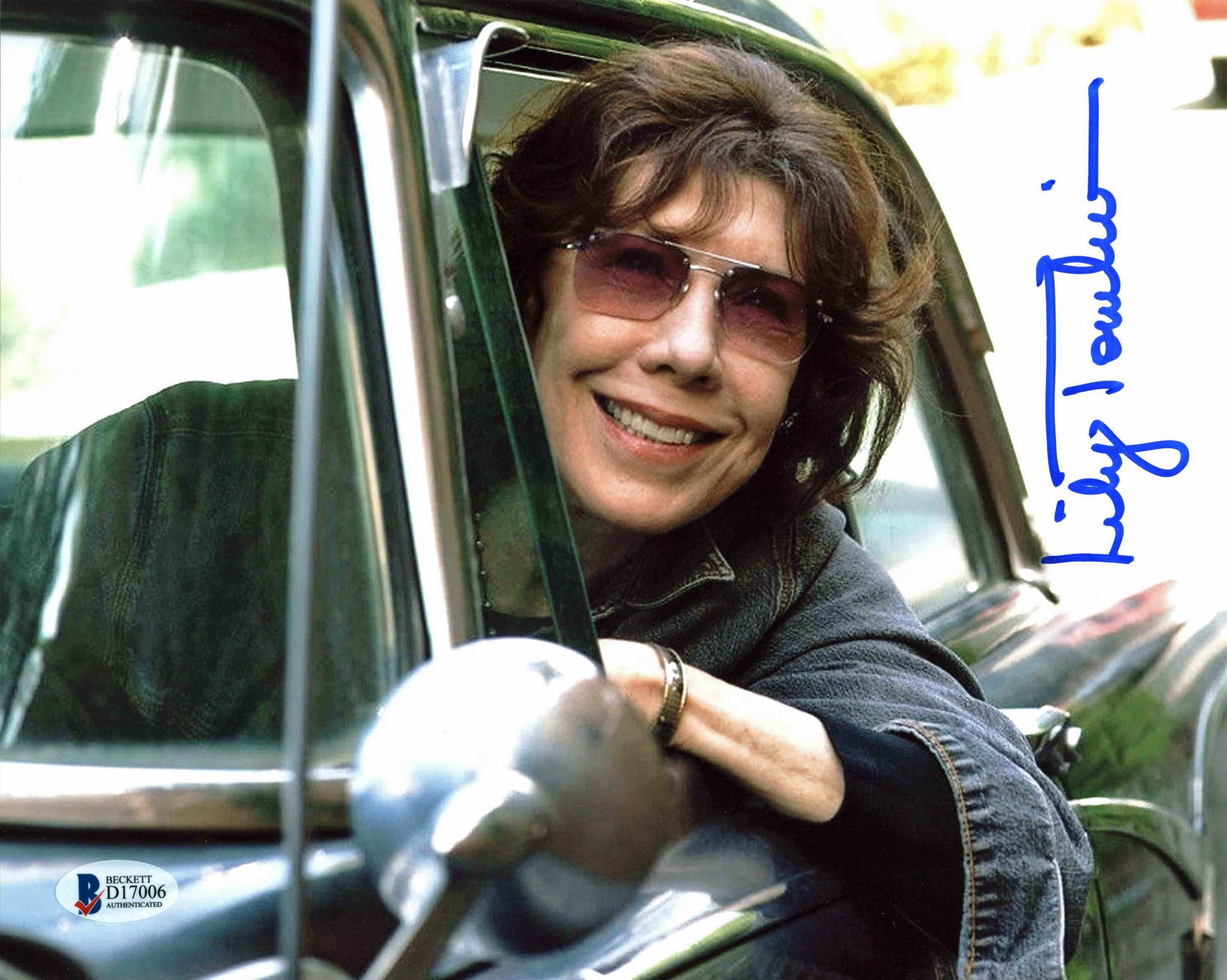 Lily Tomlin Grandma Authentic Signed 8x10 Photo Autographed BAS #D17006