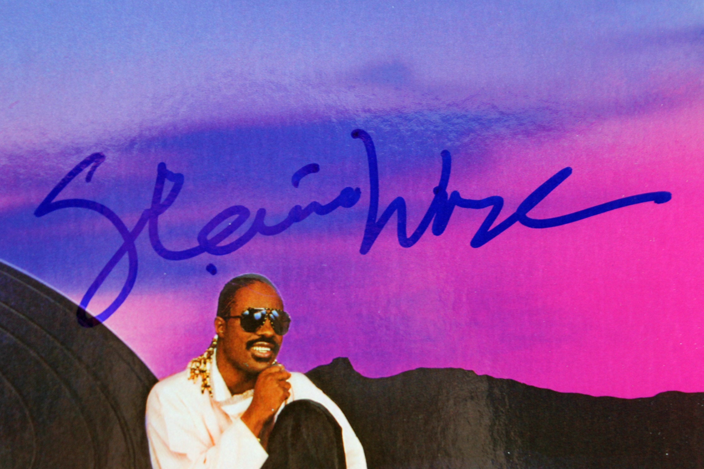 Stevie Wonder Signed Album Cover W/ Vinyl In Square Circle BAS #A09377