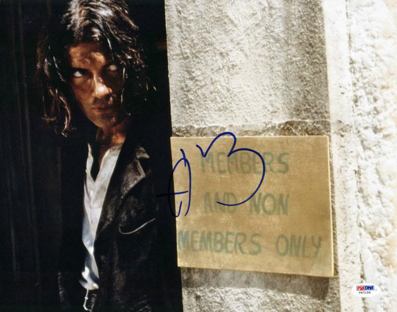 Antonio Banderas Desperado Signed Authentic 11X14 Photo PSA/DNA #V67154