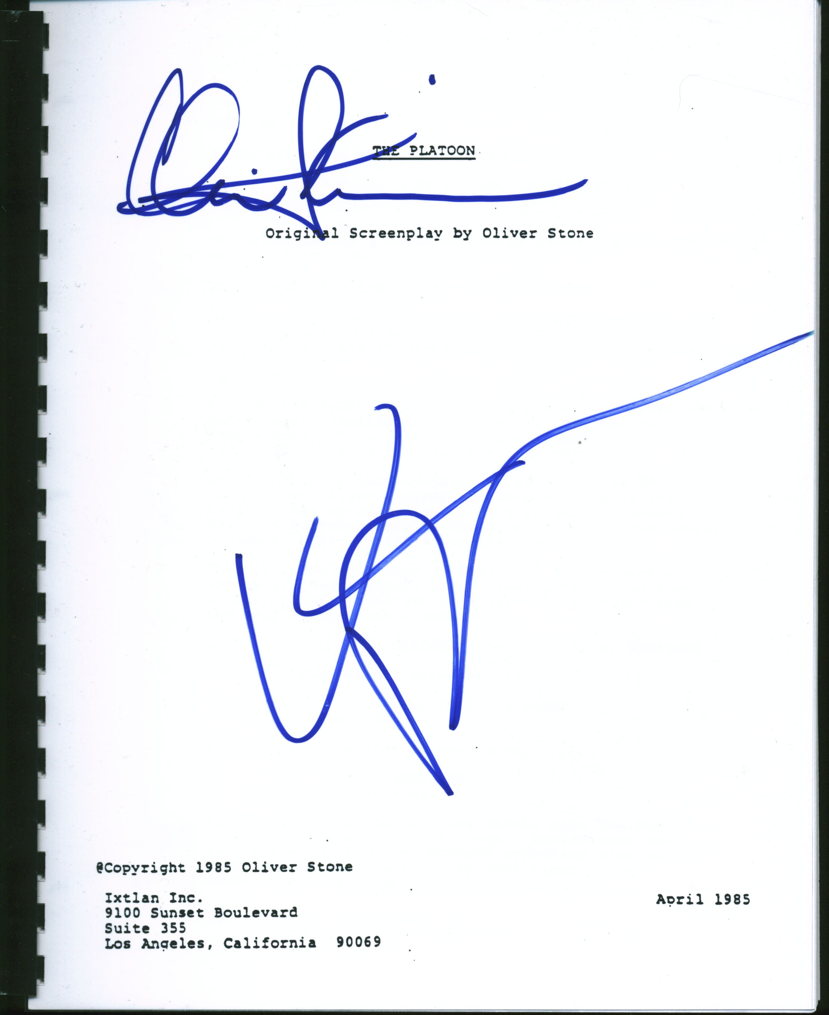 Charlie Sheen & Willem Dafoe Platoon Authentic Signed Movie Script BAS #B71593