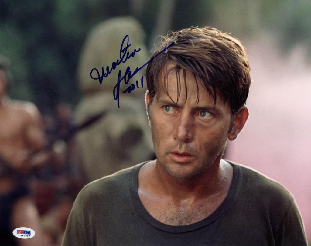 Martin Sheen Apocalypse Now Signed Authentic 11X14 Photo PSA/DNA #M42590