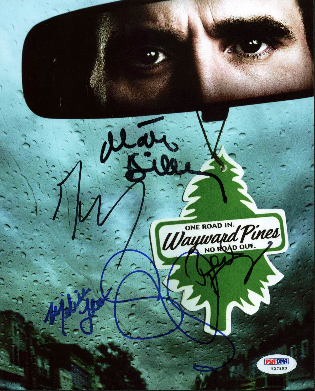 Wayward Pines Cast (5) Shyamalan, Dillon, Leo Signed 8X10 Photo PSA/DNA #Y07990