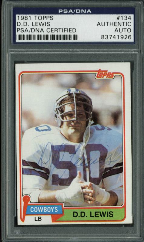 Cowboys D.D. Lewis Authentic Signed Card 1981 Topps #134 In Blue PSA/DNA Slabbed