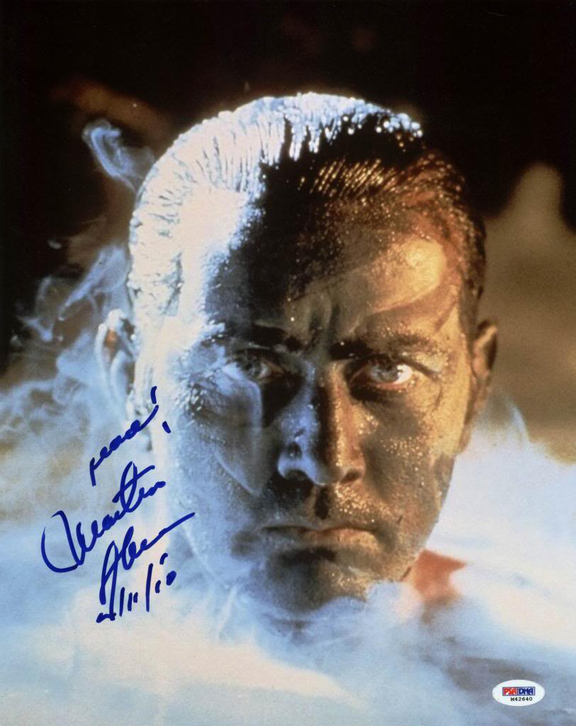 Martin Sheen Apocalypse Now Signed Authentic 11X14 Photo PSA/DNA #M42640