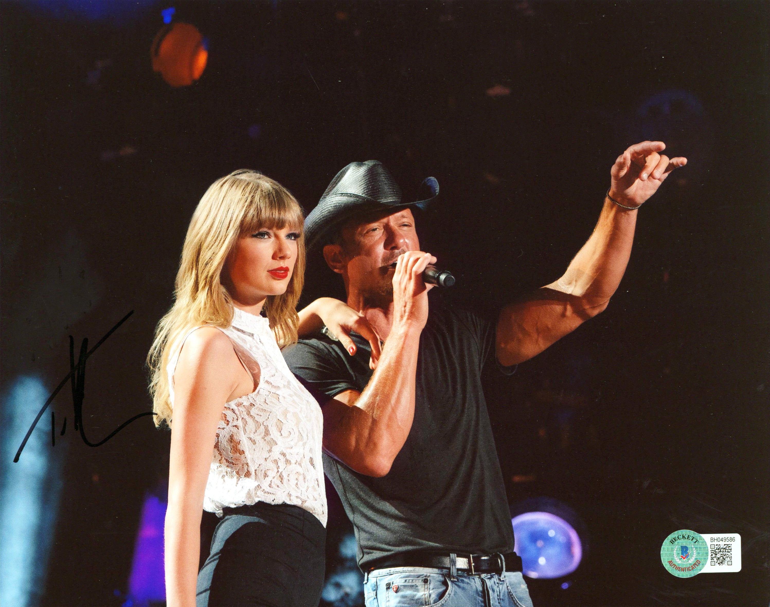 Tim McGraw Authentic Signed 8x10 Photo Autographed BAS #BH049586