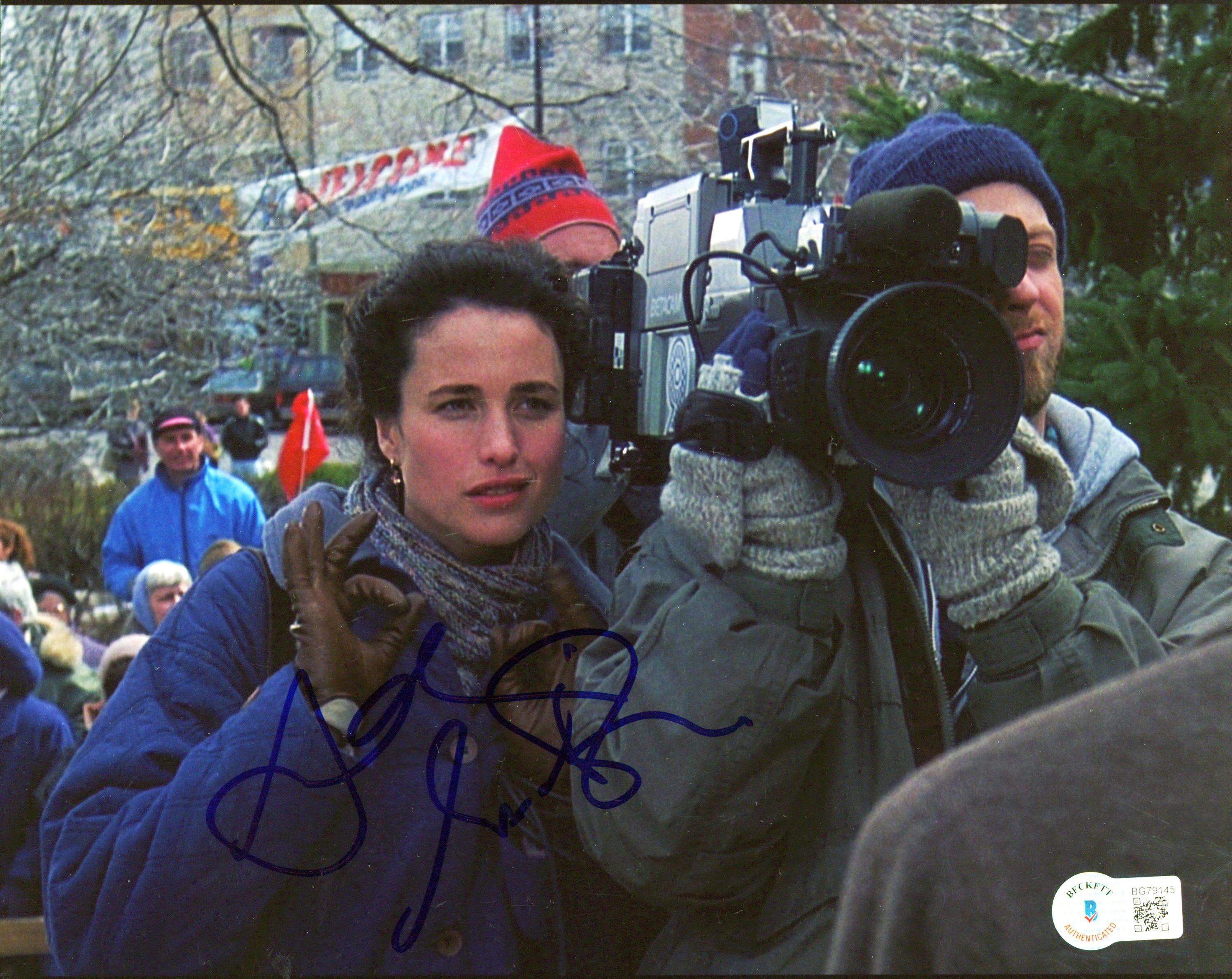 Andie MacDowell Groundhog Day Authentic Signed 8x10 Photo BAS #BG79145