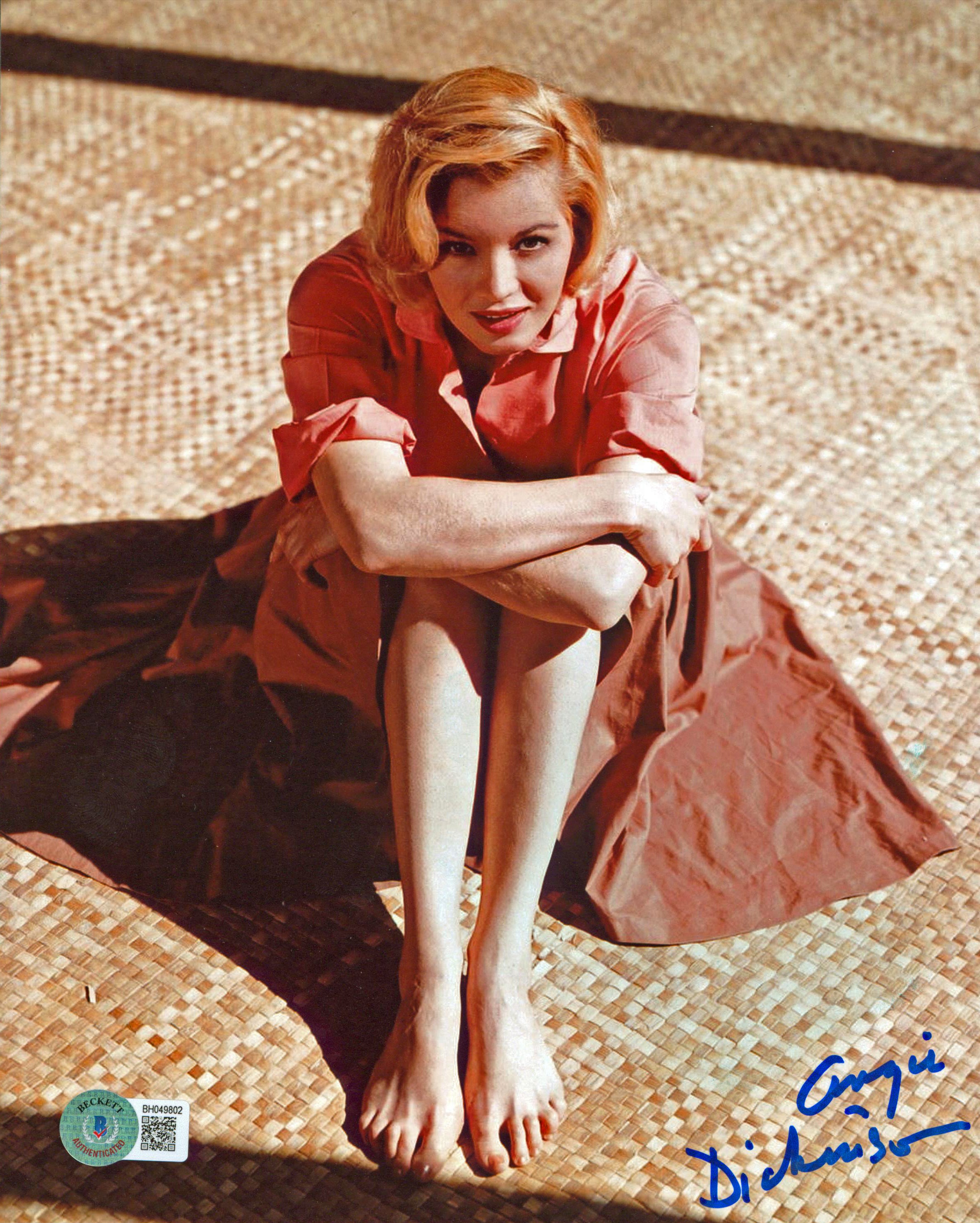 Angie Dickinson Rio Bravo Authentic Signed 8x10 Photo Autographed BAS #BH049802