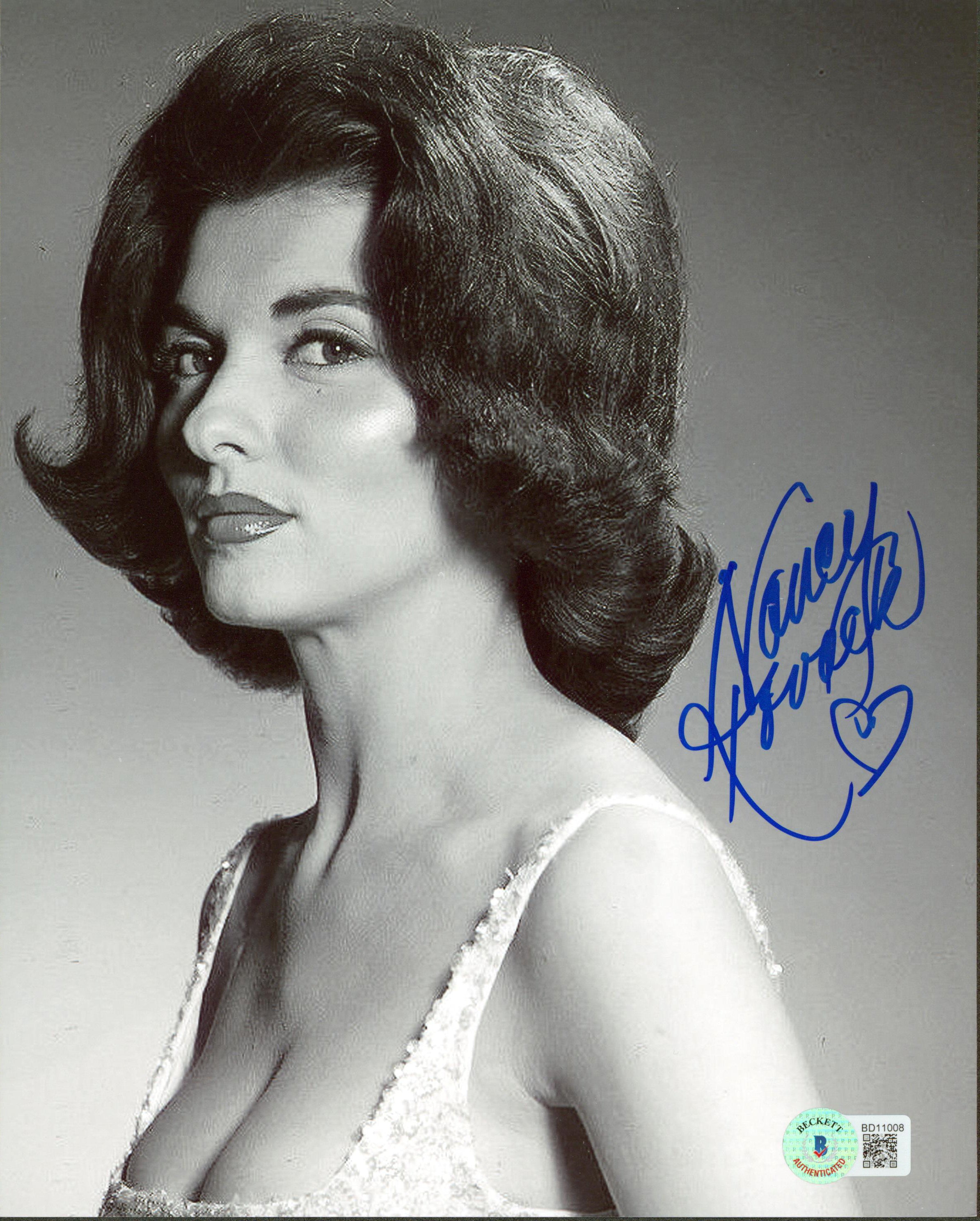 Nancy Kovack Jason and the Argonauts Signed 8x10 Sexy Photo BAS #BD11008