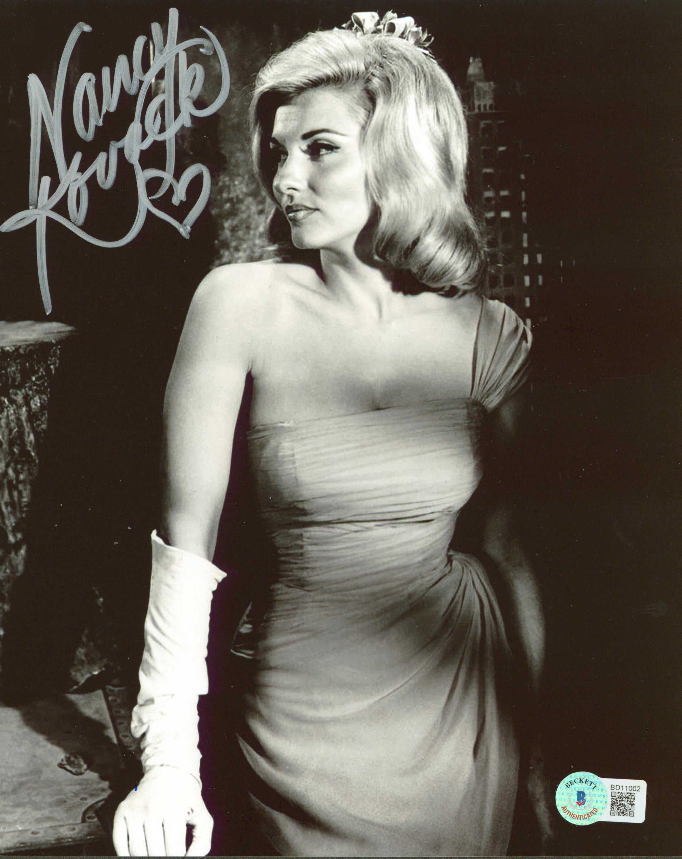 Nancy Kovack Jason and the Argonauts Signed 8x10 Sexy Photo BAS #BD11002
