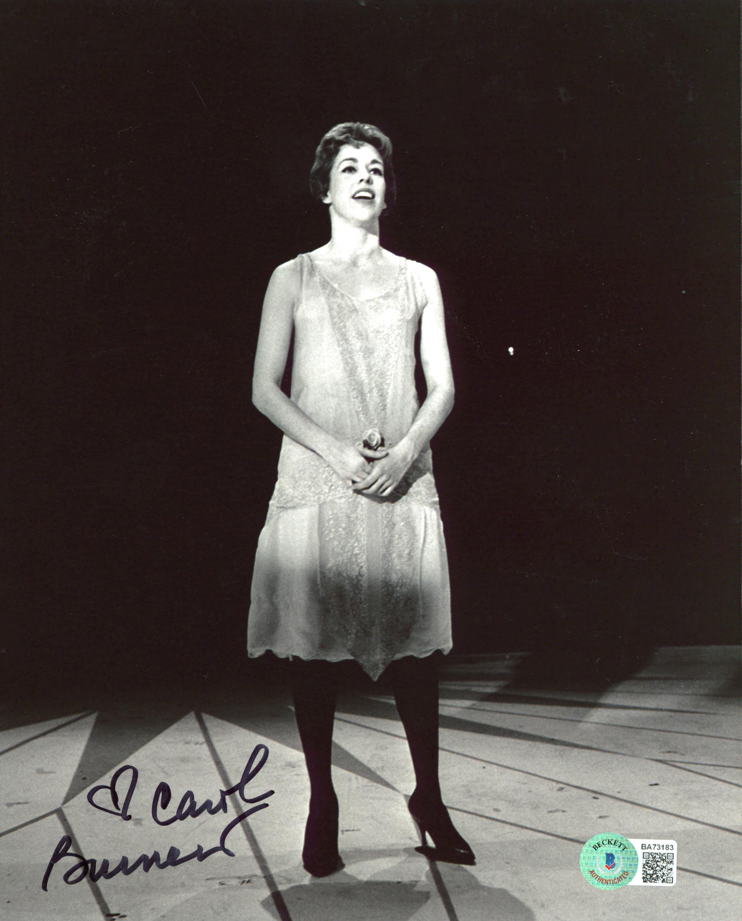 Carol Burnett Authentic Signed 8x10 Black & White Photo Autographed BAS #BA73183