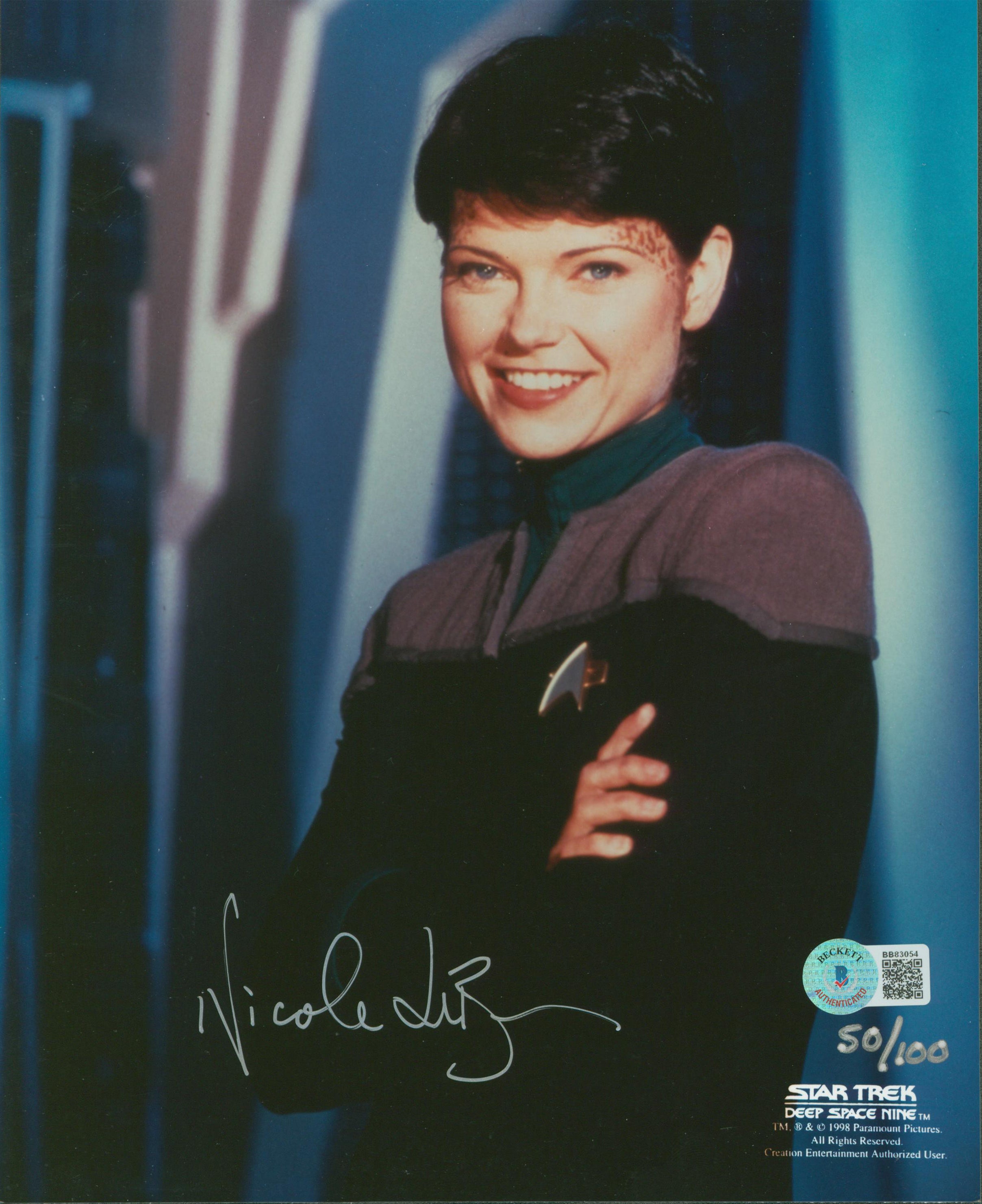 Nicole de Boer Star Trek Deep Space Nine Signed 8x10 Photo #50/100 BAS #BB83054