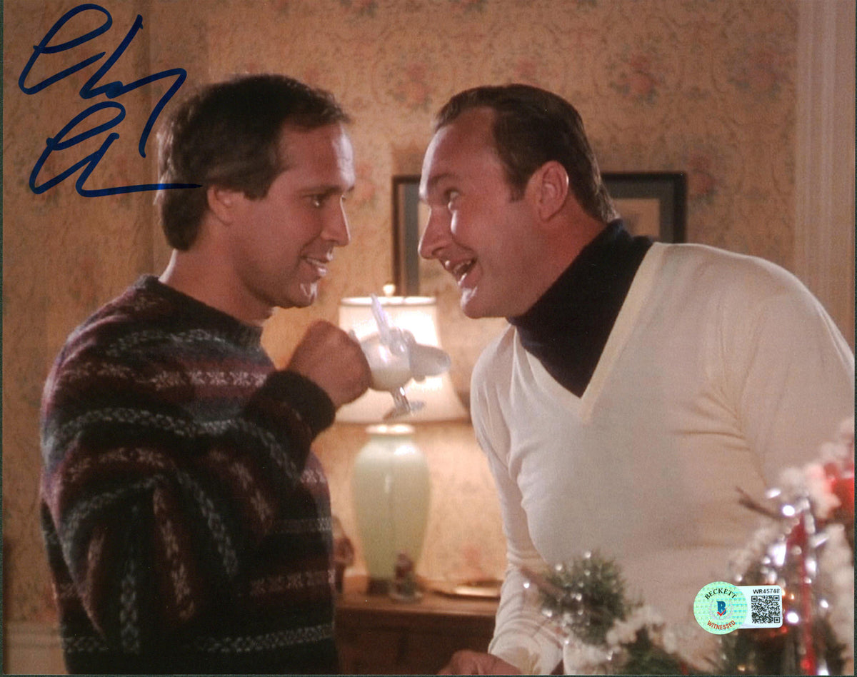 Chevy Chase Christmas Vacation Authentic Signed 8x10 Photo BAS Witness #WR45748