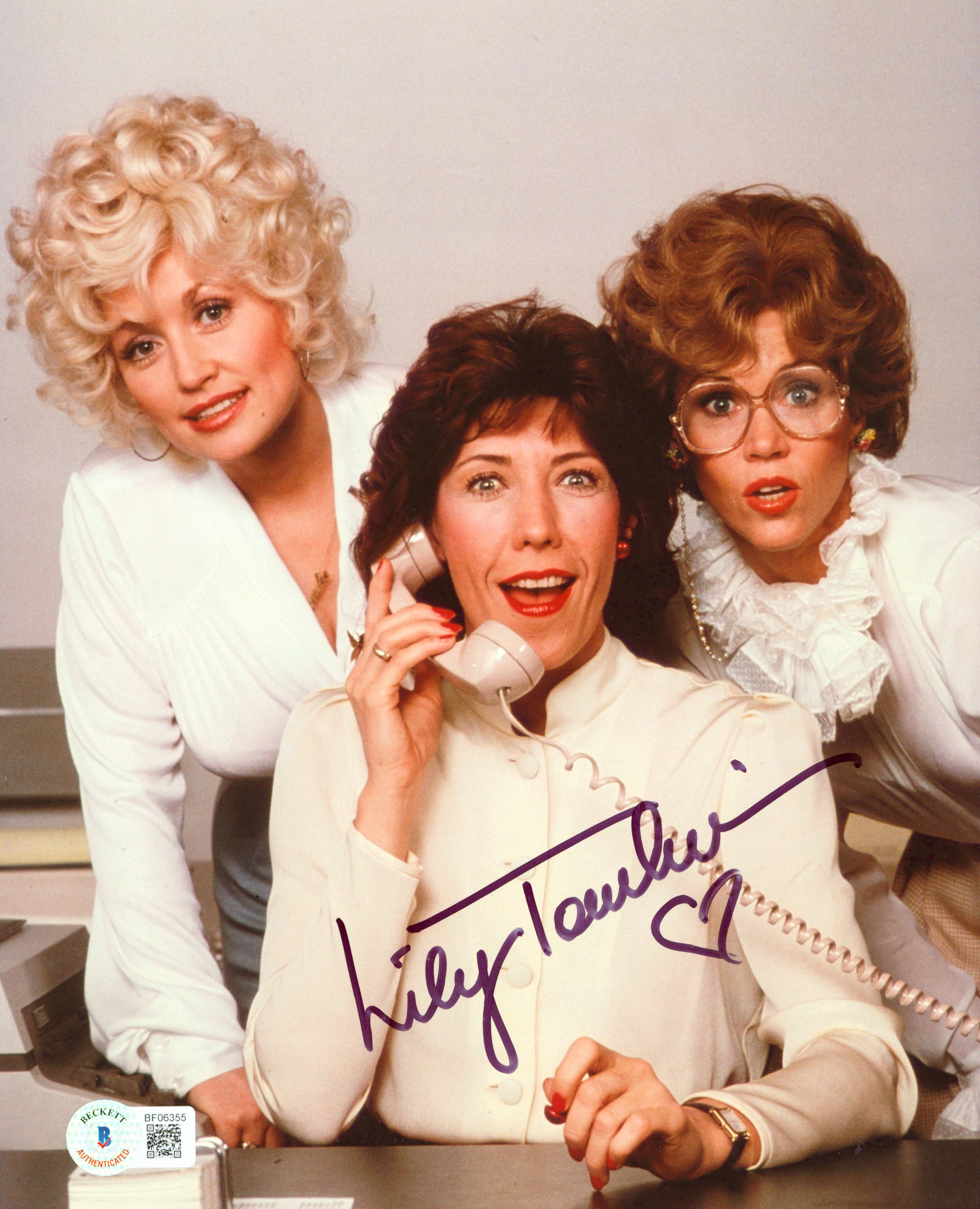 Lily Tomlin 9 to 5 Authentic Signed 8x10 Photo Autographed BAS #BF06355