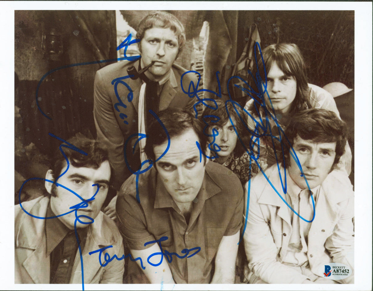 Monty Python (5) Cleese, Idle, Palin, Gilliam & Jones Signed 8.5x11 Photo BAS