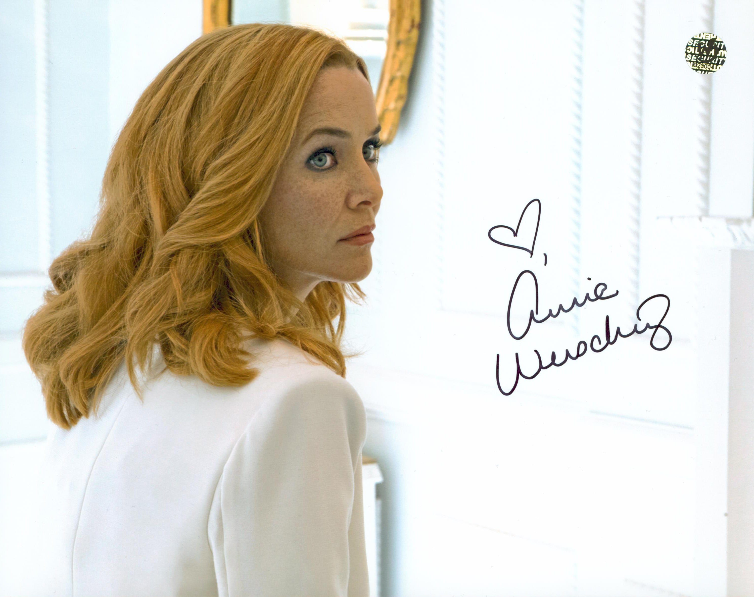 Annie Wersching Marvel's Runaways Signed 8x10 Photo Wizard World #020004