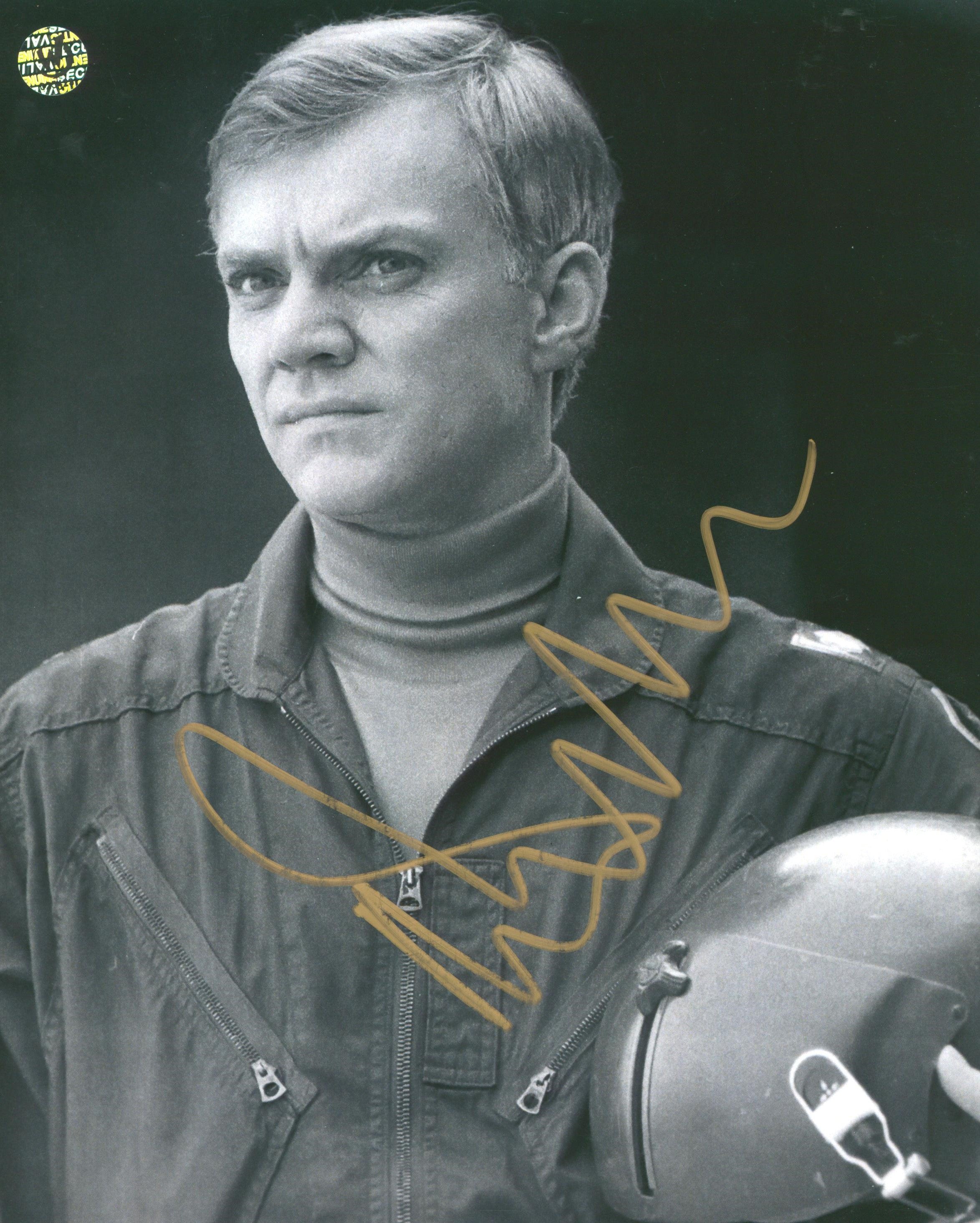 Malcolm McDowell Aces High Authentic Signed 8x10 Photo Autographed Wizard World