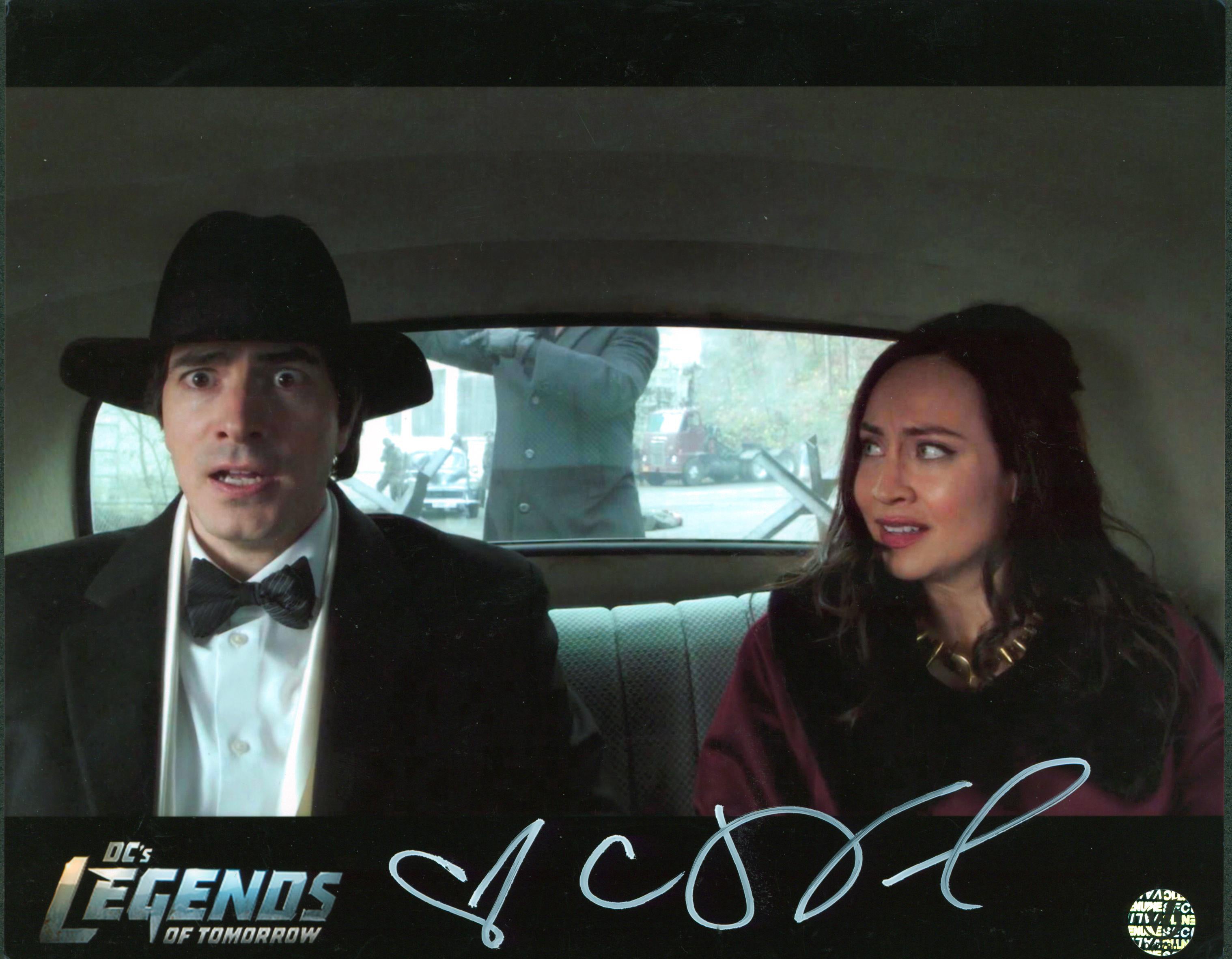 Courtney Ford DC's Legends Of Tomorrow Authentic Signed 8x10 Photo Wizard World
