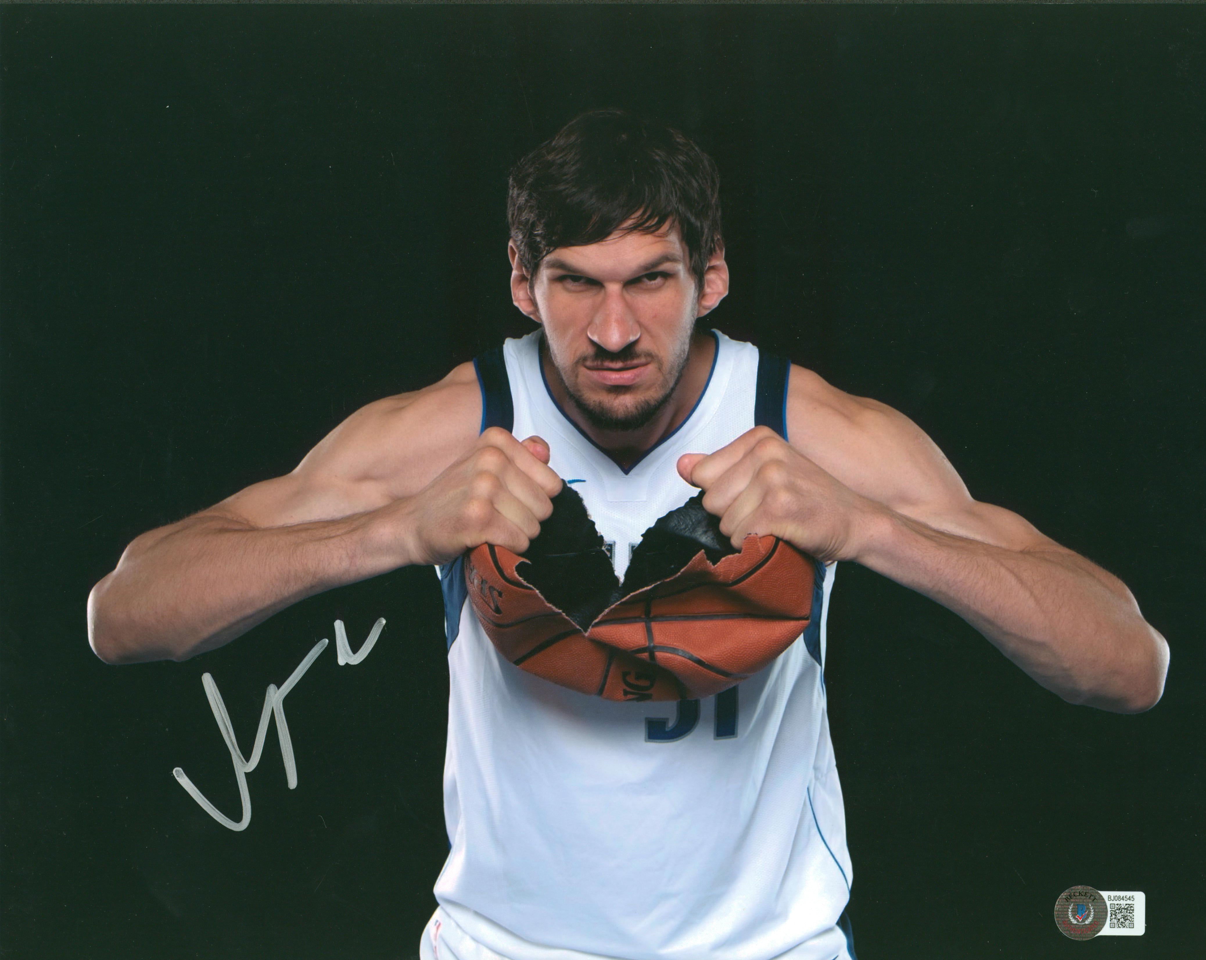 Mavericks Boban Marjanovic Authentic Signed 11x14 Photo BAS #BJ084545