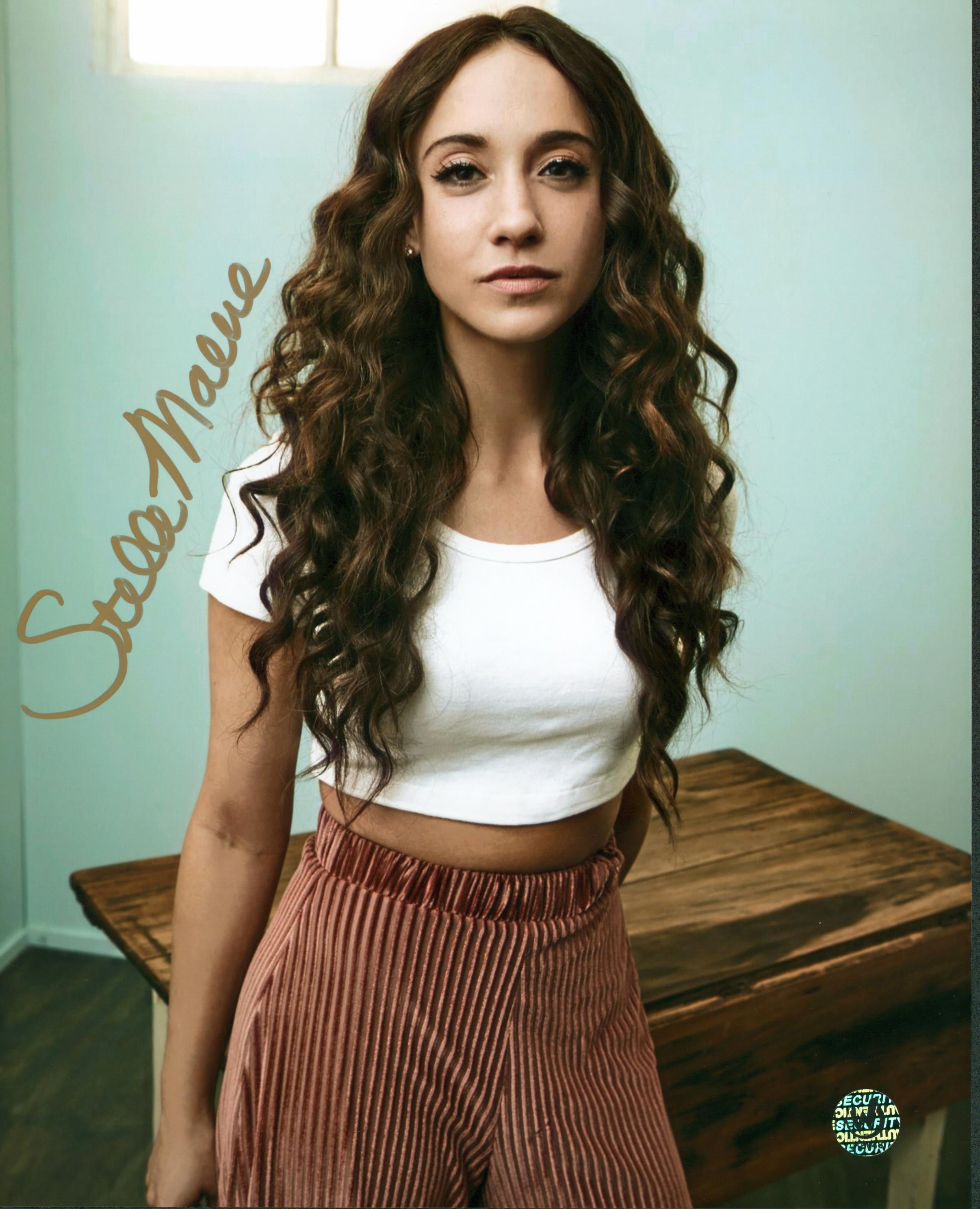 Stella Maeve The Magicians Authentic Signed 8x10 Photo Wizard World 5