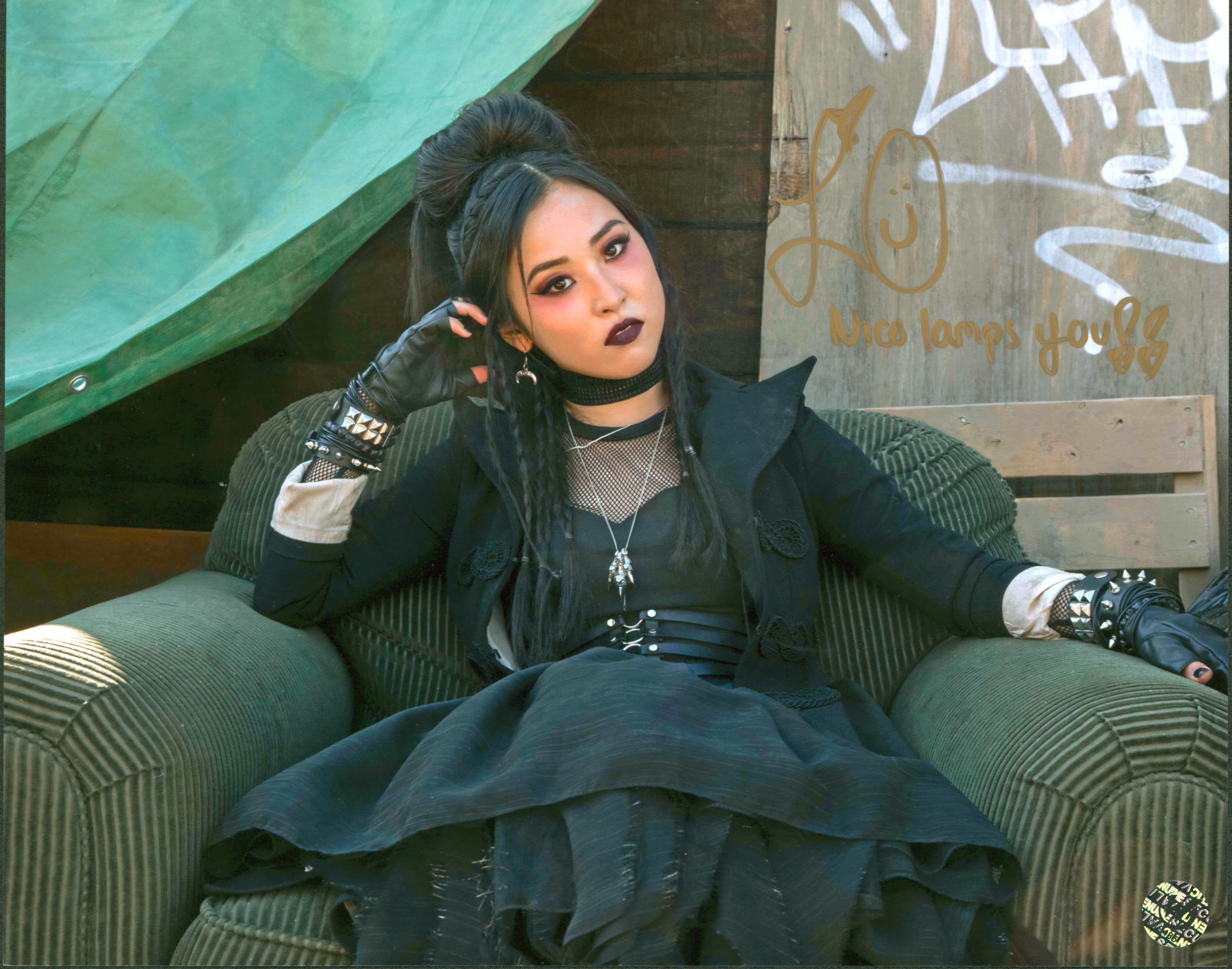 Lyrica Okano Marvel's Runaways Authentic Signed 8x10 Photo Wizard World #019485