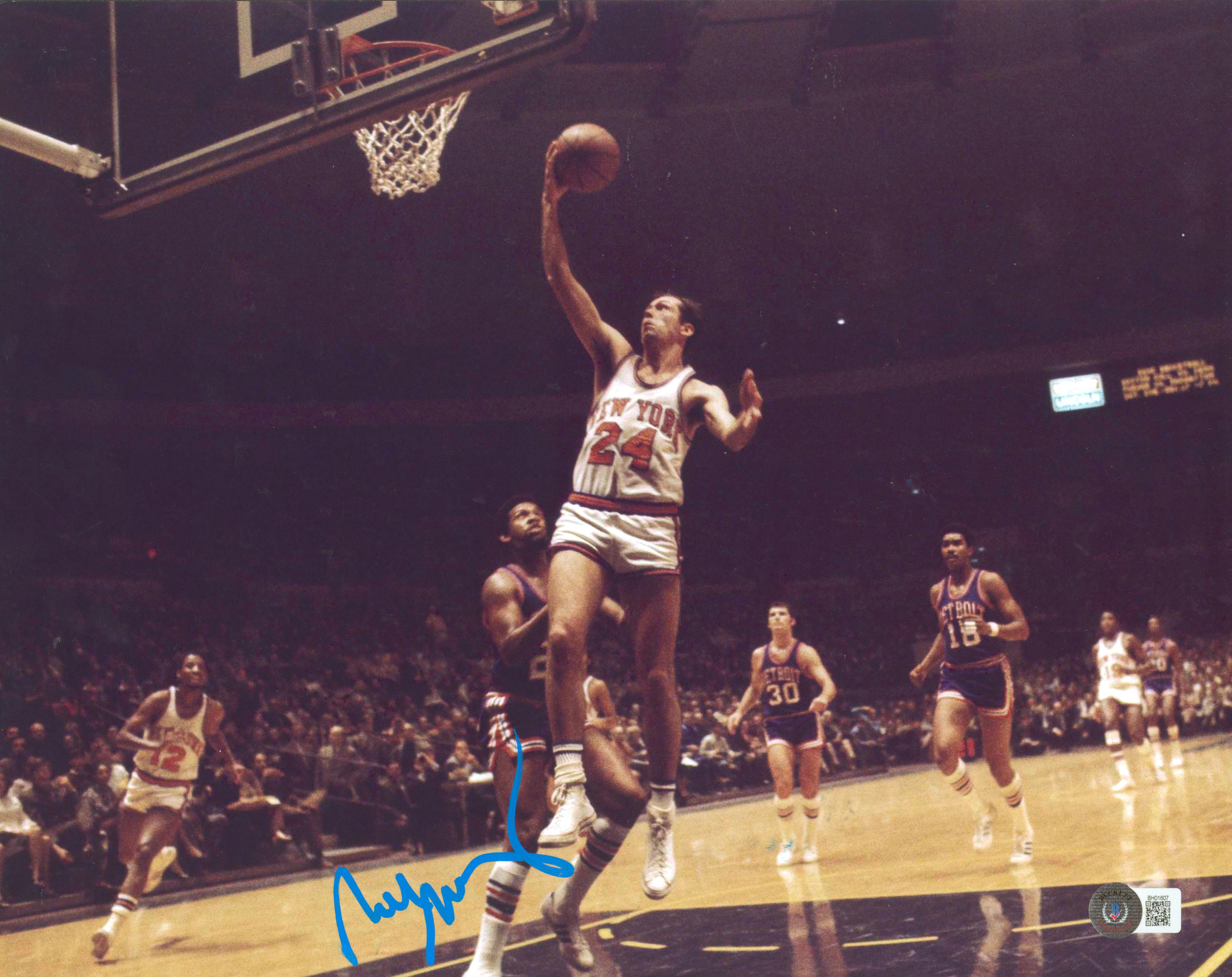 Knicks Bill Bradley Authentic Signed 11x14 Photo Autographed BAS #BH01607