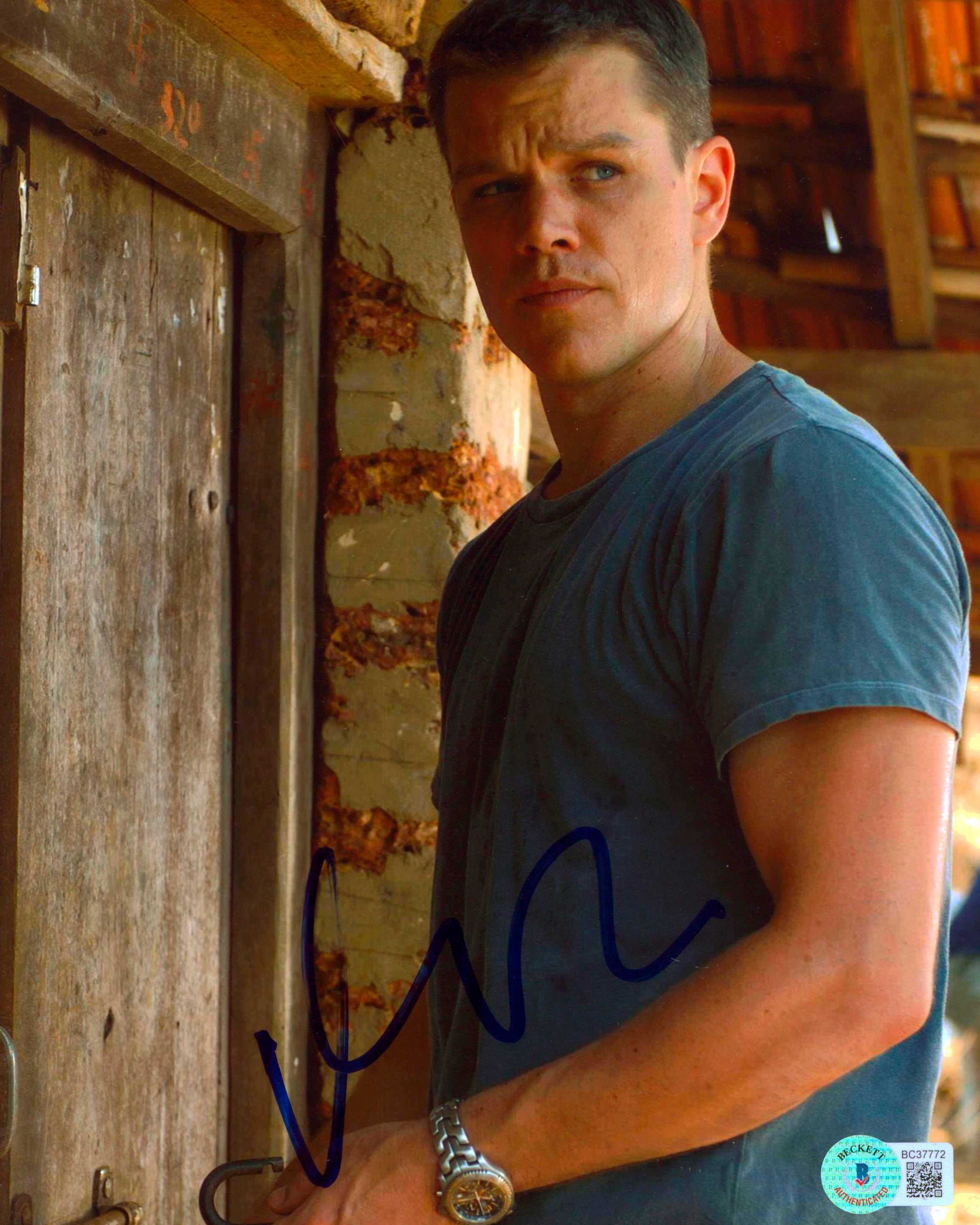 Matt Damon The Bourne Identity Authentic Signed 8x10 Photo BAS #BC37772