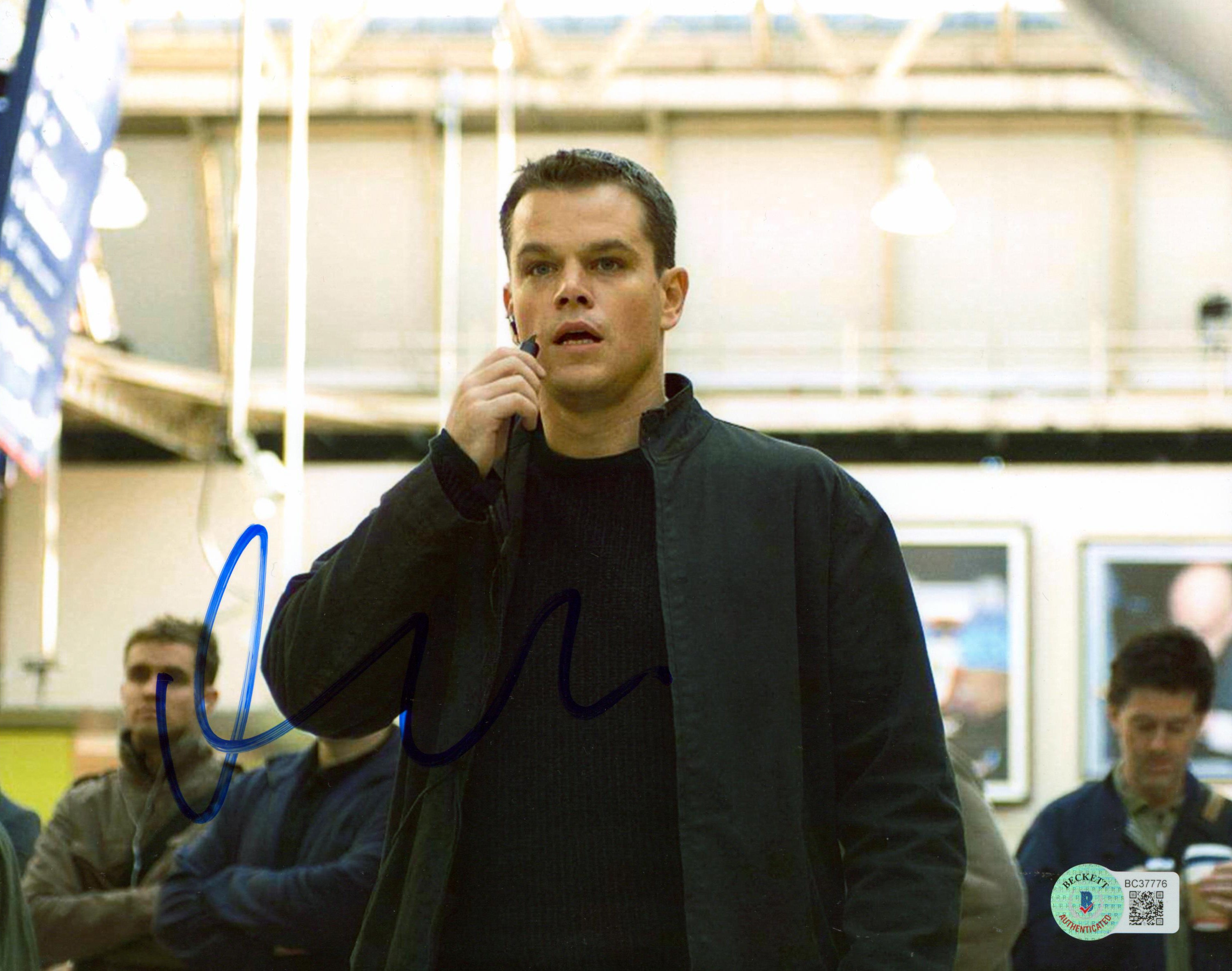 Matt Damon The Bourne Identity Authentic Signed 8x10 Photo BAS #BC37776