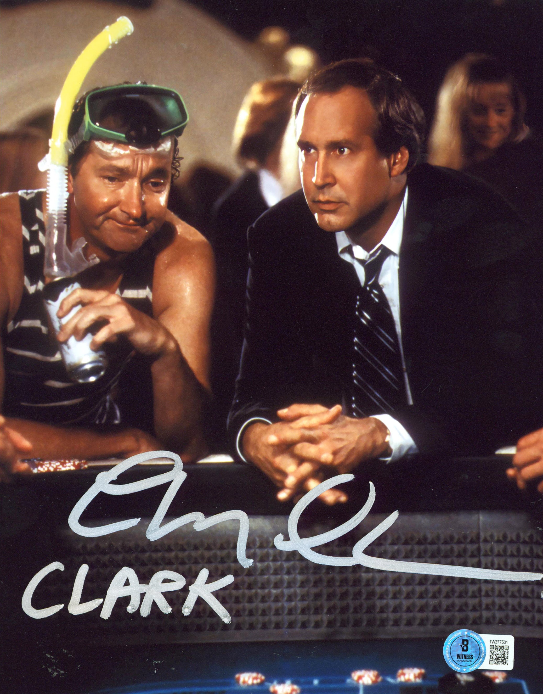 Chevy Chase Vegas Vacation "Clark" Authentic Signed 8x10 Photo BAS #1W377501
