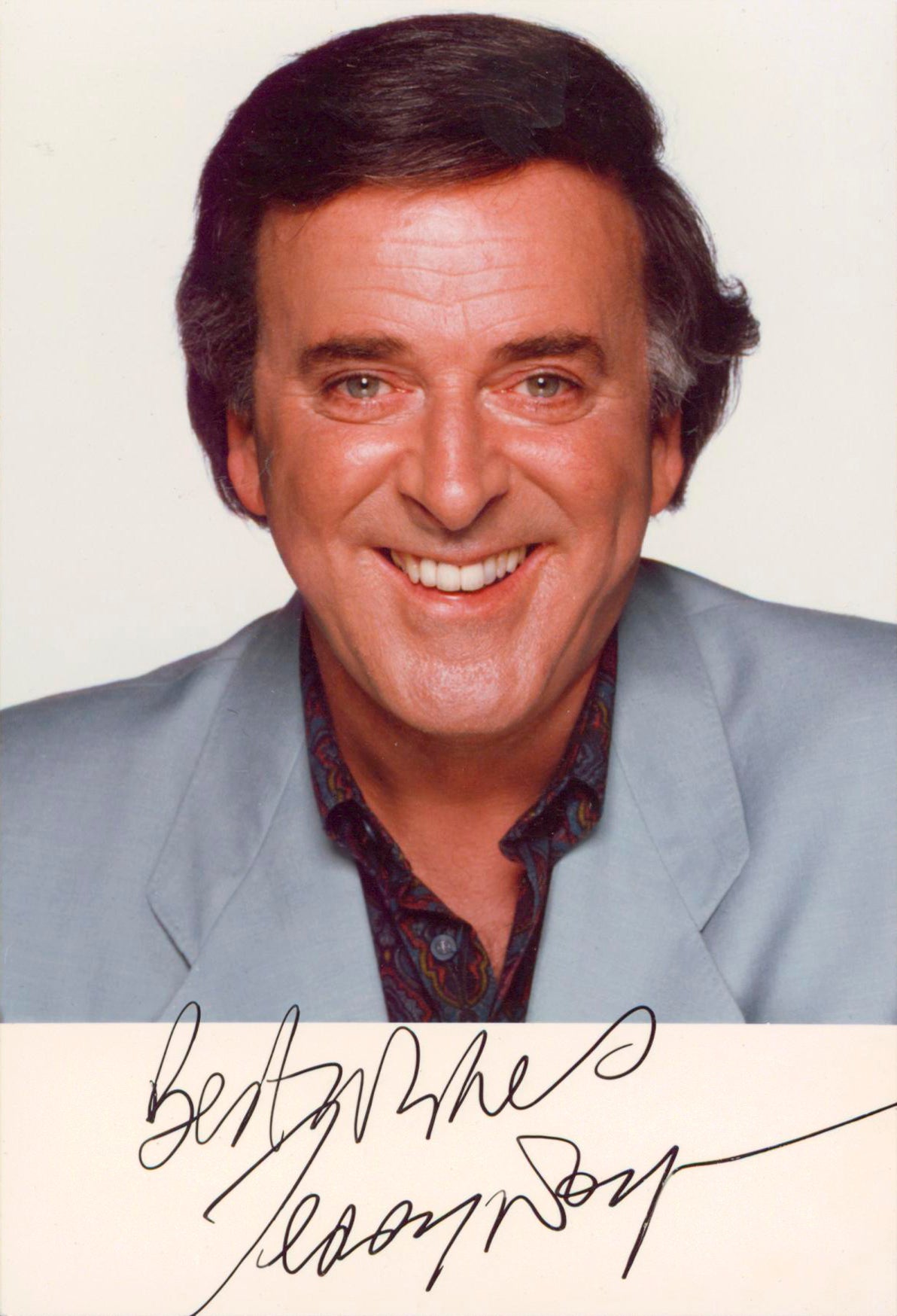 Terry Wogan Radio & TV Personality "Best Wishes" Signed 4x6 Photo BAS #BM38121