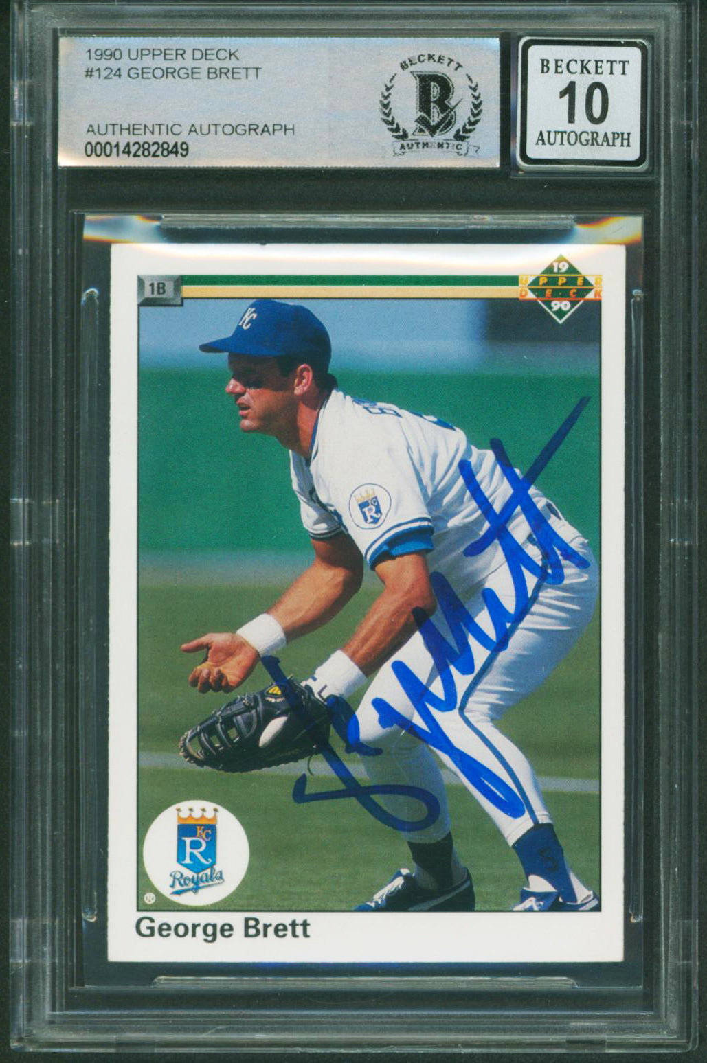 Royals George Brett Signed 1990 Upper Deck #124 Card Auto 10! BAS Slabbed