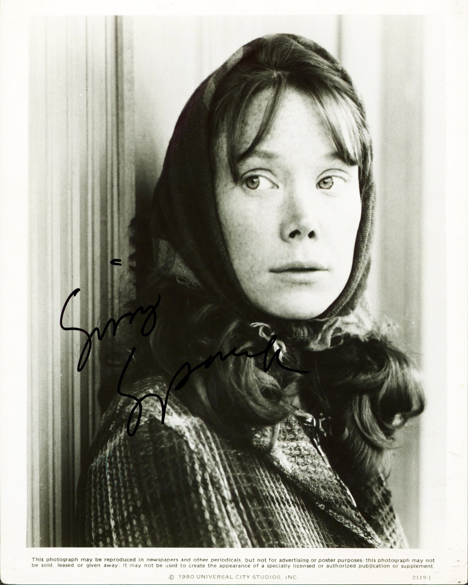 Sissy Spacek Coal Miner's Daughter Signed 8x10 Black & White Photo JSA #AR36684