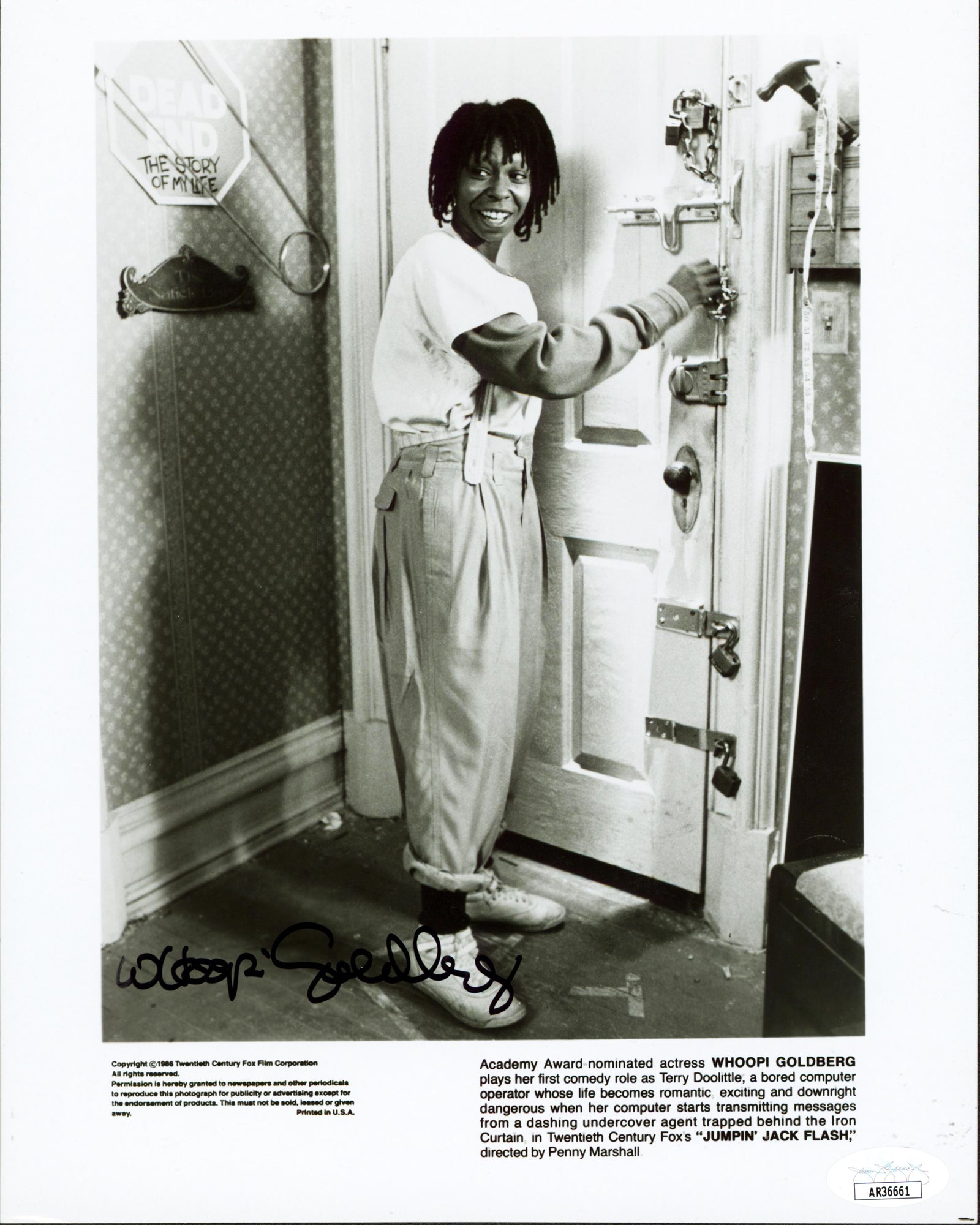 Whoopi Goldberg The Color Purple Signed 8x10 Black & White Photo JSA #AR36661