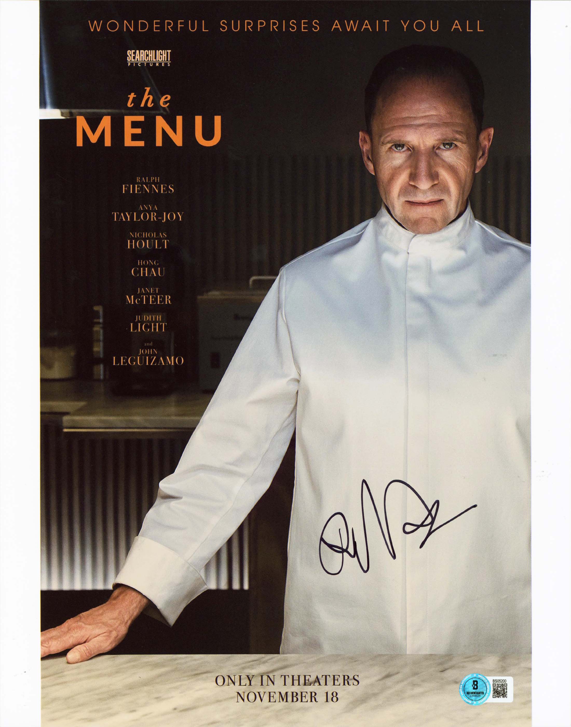 Ralph Fiennes The Menu Authentic Signed 11x14 Vertical Photo BAS #BS05200